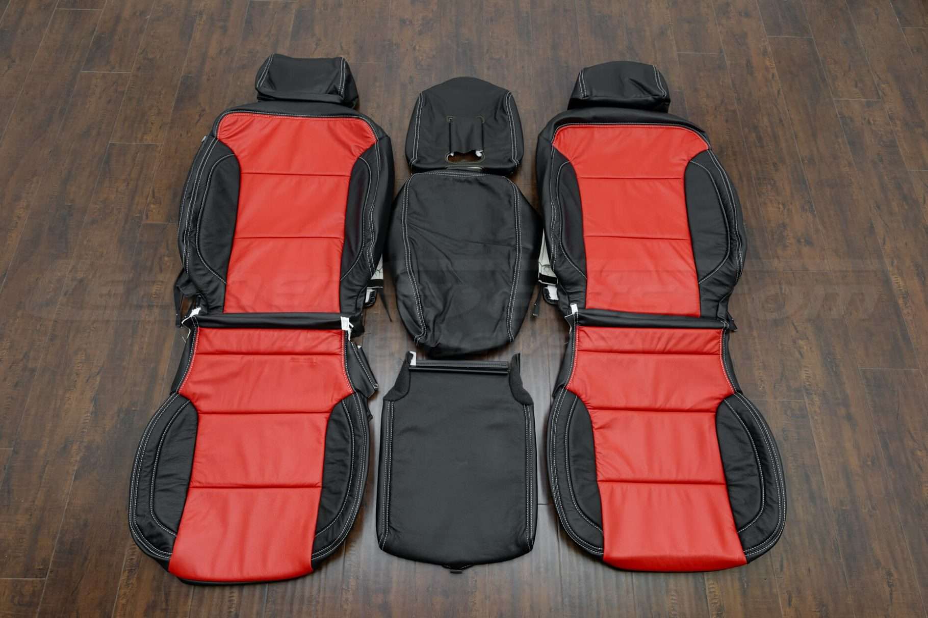 2014-2018 Chevrolet Silverado Leather Kit - Black & Bright Red - Front Seats with console