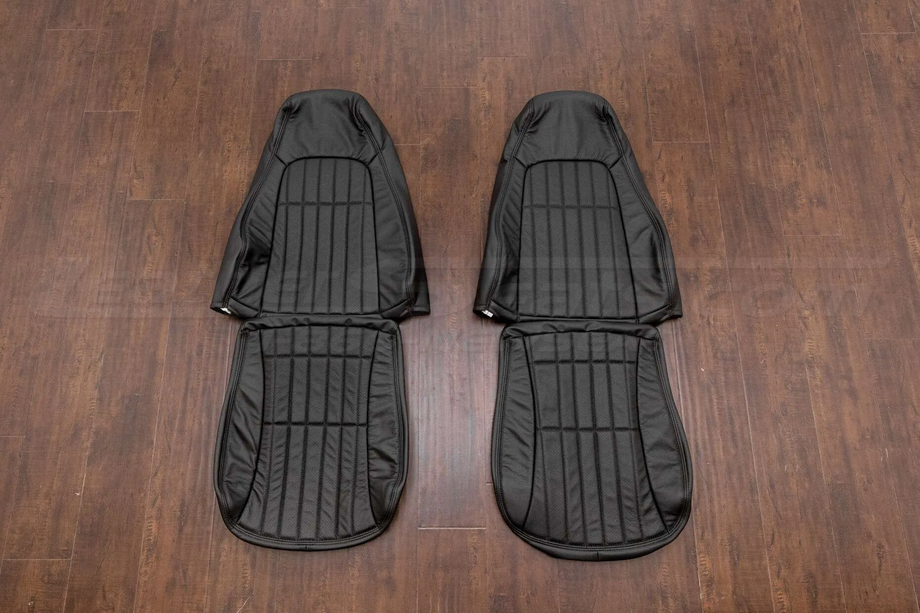 Chevrolet Camaro leather upholstery kit - black - front seat upholstery