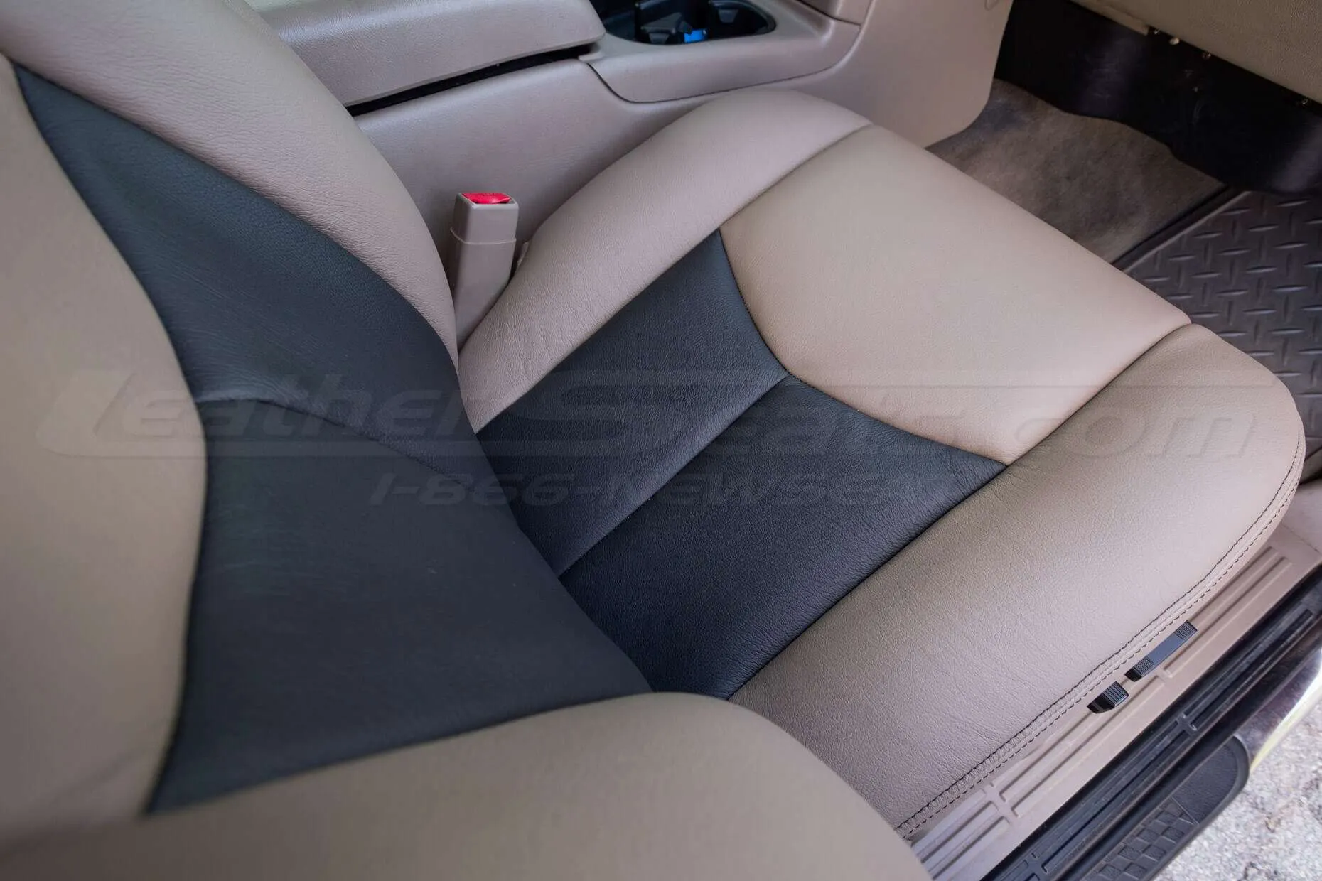 03-06 Chevrolet Avalanche Installed Upholstery Kit - Desert & Black - Top down seat view