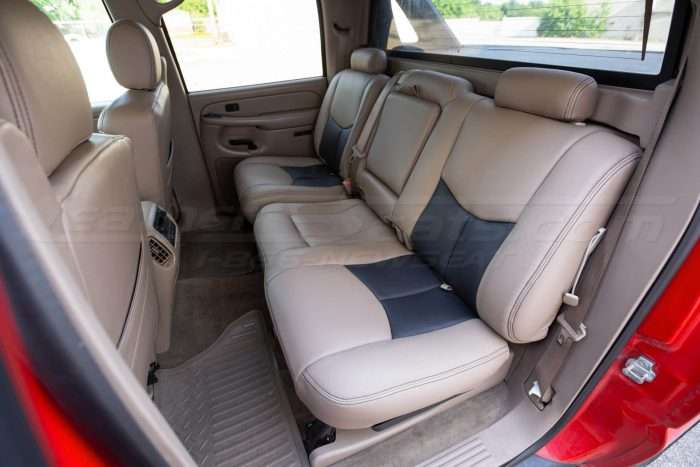 03-06 Chevrolet Avalanche Installed Upholstery Kit - Desert & Black - Rear Seats w/ armrest up