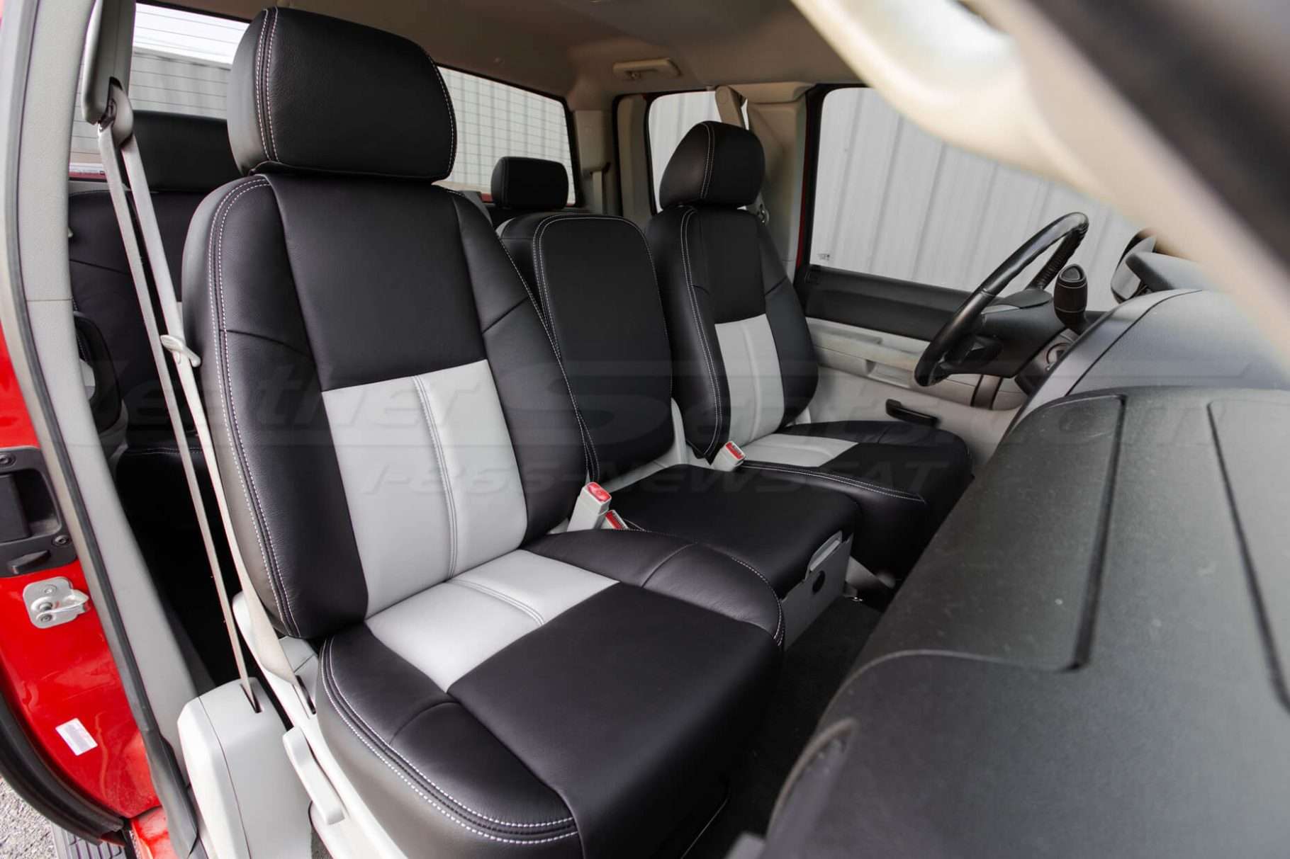 2007 Chevrolet Silverado Two Tone Black w/ Dove Grey