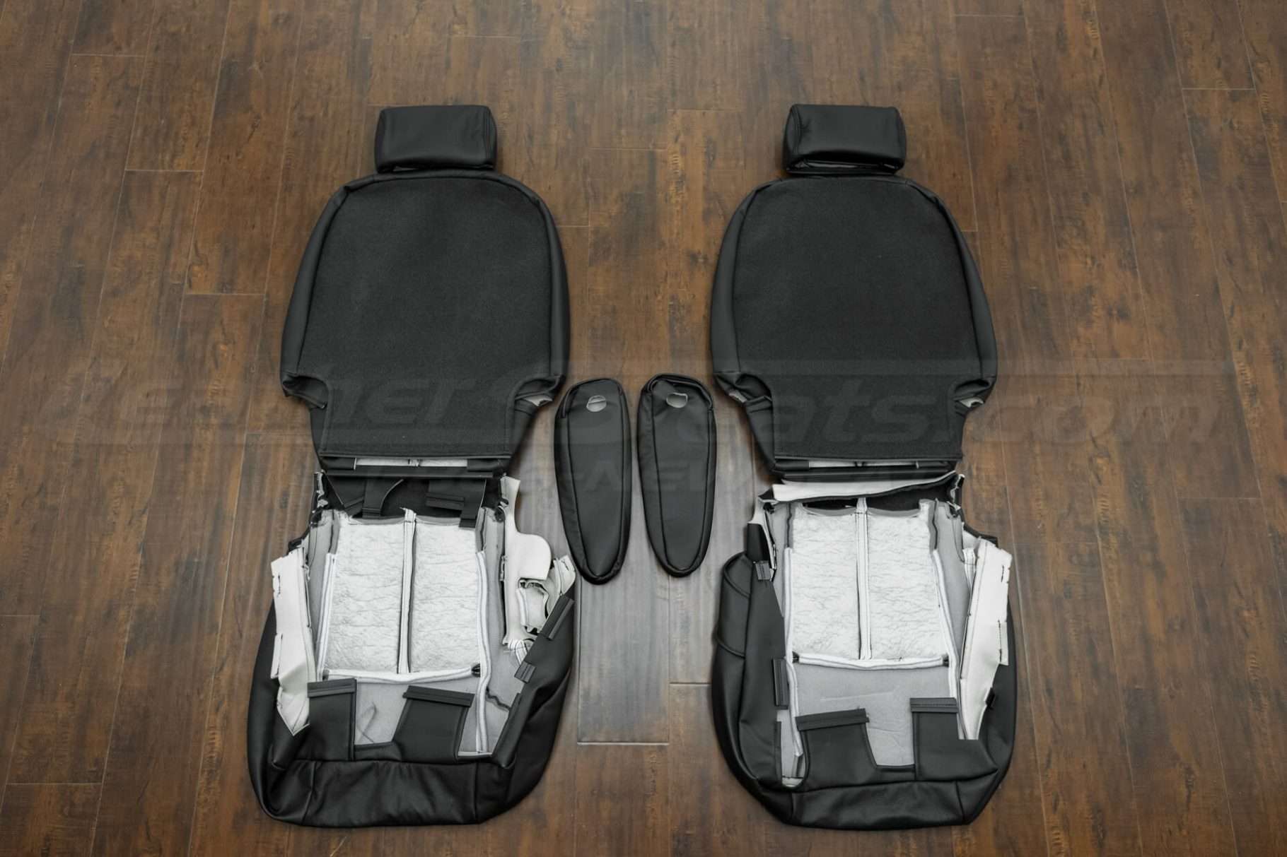 2007-2014 Chevrolet Tahoe Upholstery Kit - Black - Back view of front seats with armrest