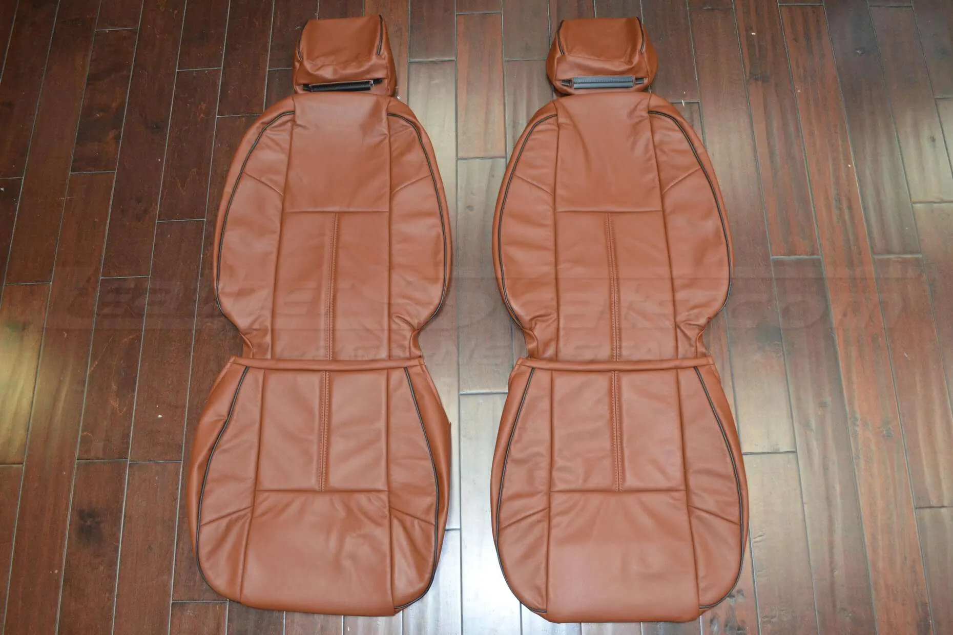 2007-2014 Chevrolet Tahoe Seat Upholstery Kit - Mitt Brown - Front seats