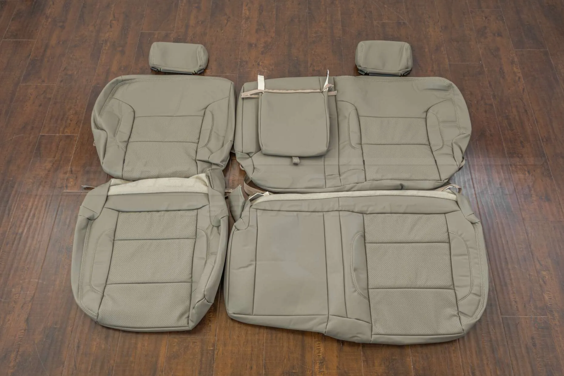 2014-2015 Chevrolet Silverado Leather Kit - Bristol - Rear seats with armrest