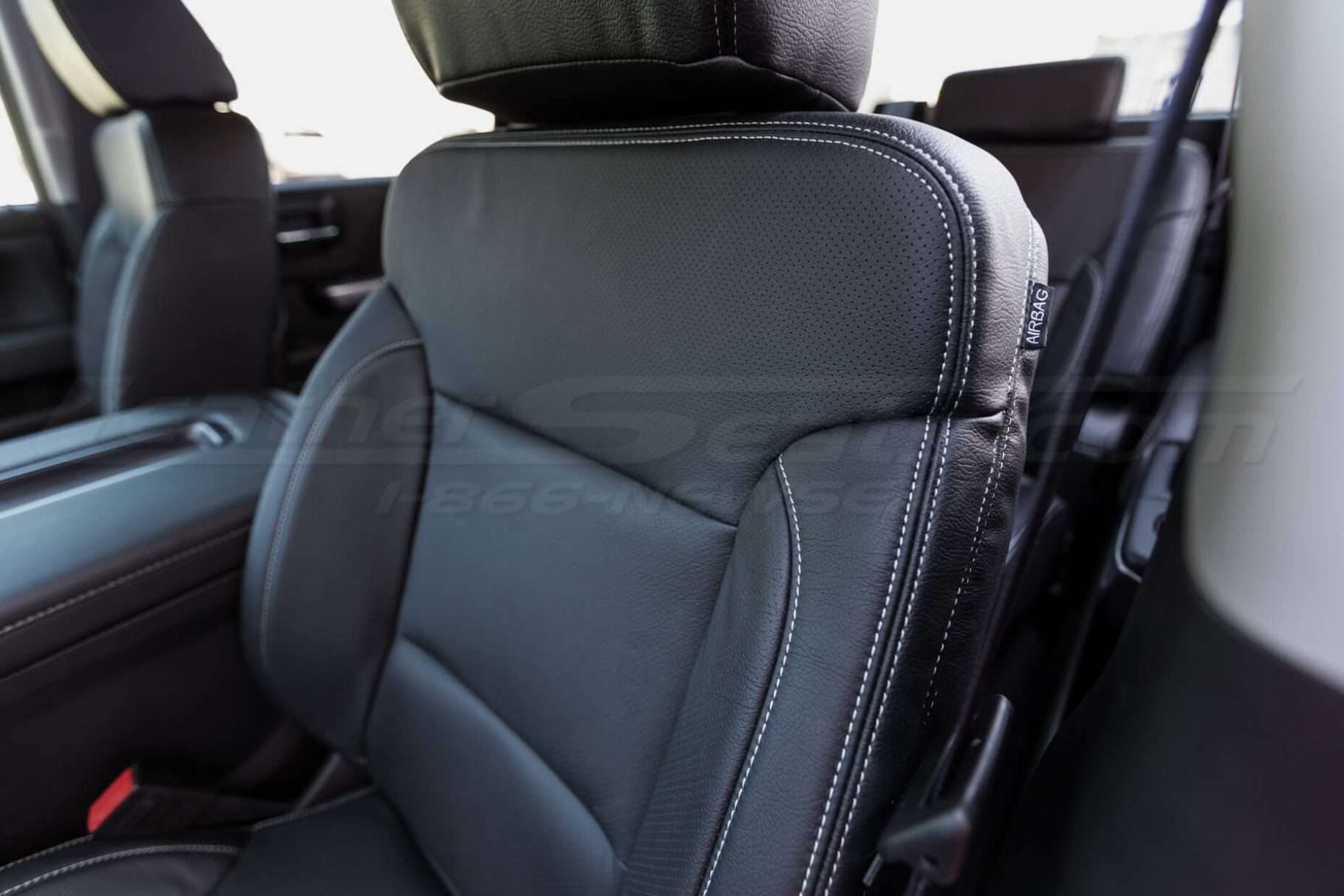 2014-2018 Chevrolet Silverado LeatherSeat Kit - Black - Installed - Side double-stitching focus