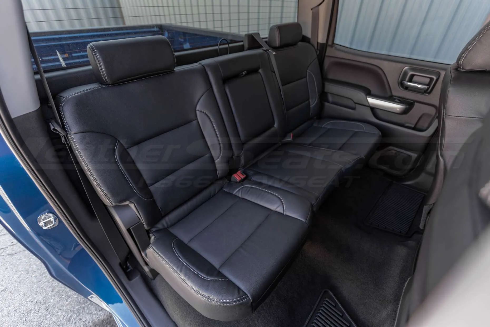 Chevrolet Silverado installed - Black - Rear seats