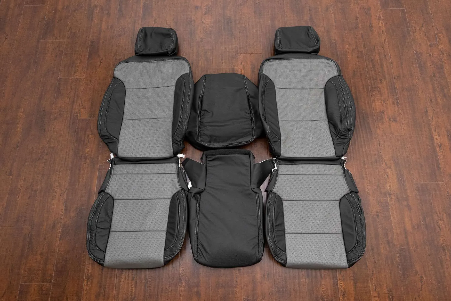 2014-2018 Chevrolet Silverado Leather Kit - Black & Light Grey - Front seats with console