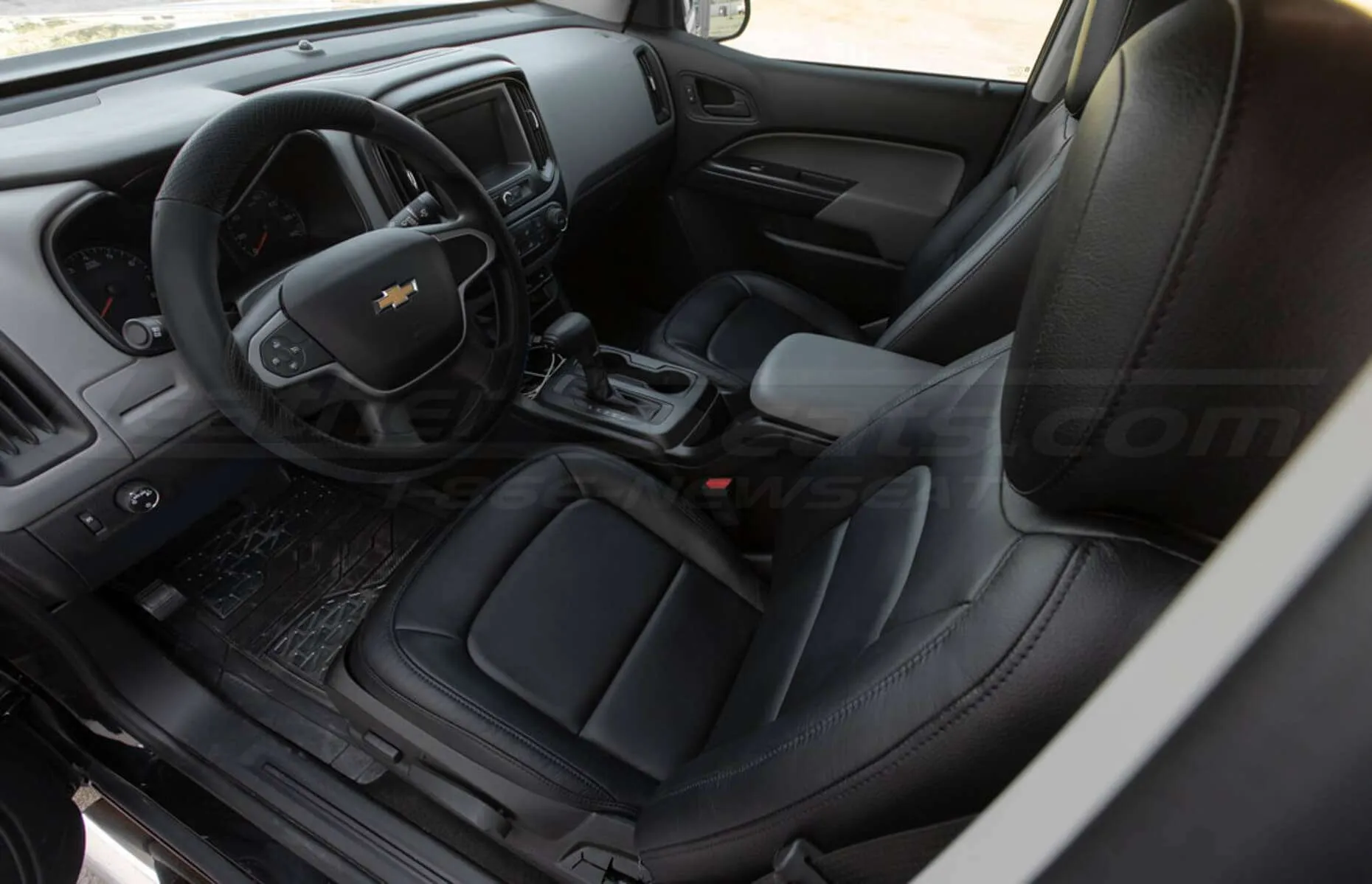 Installed 15-20 Chevrolet Colorado Leather Kit - Black - Front driver seat overhead