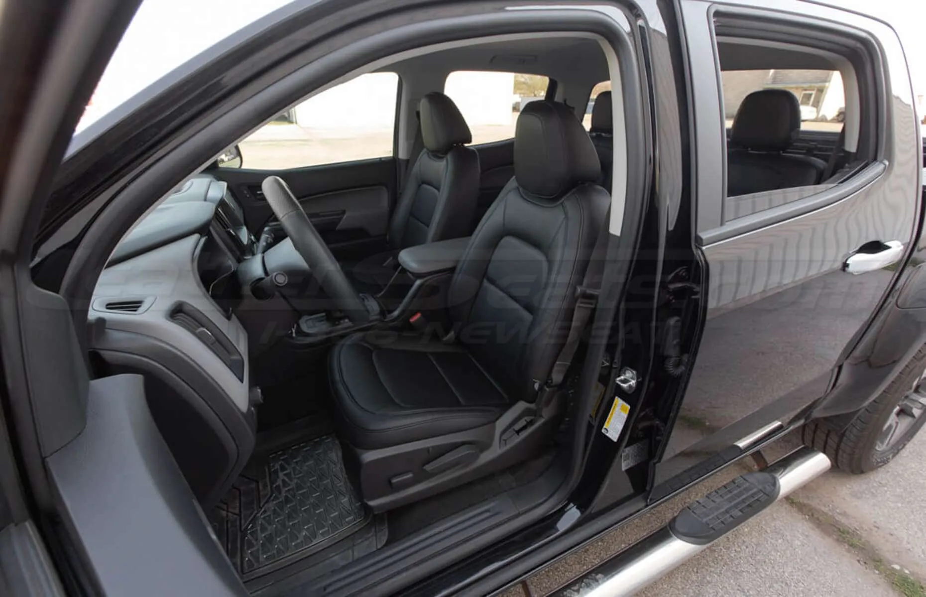 Installed 15-20 Chevrolet Colorado Leather Kit - Black - Front driver seats wide angle