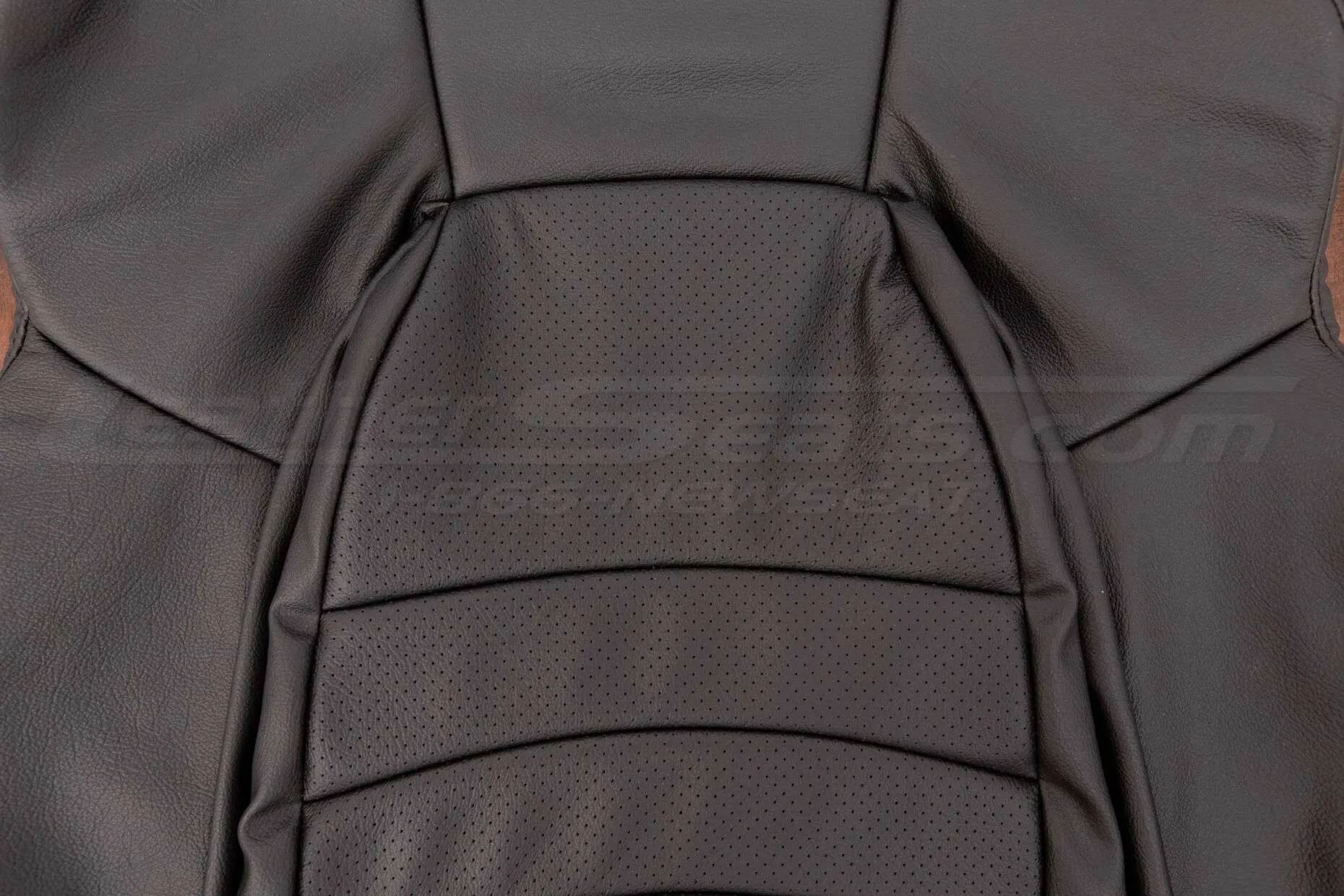 Honda S2000 Upholstery Kit - Black - Perforated insert
