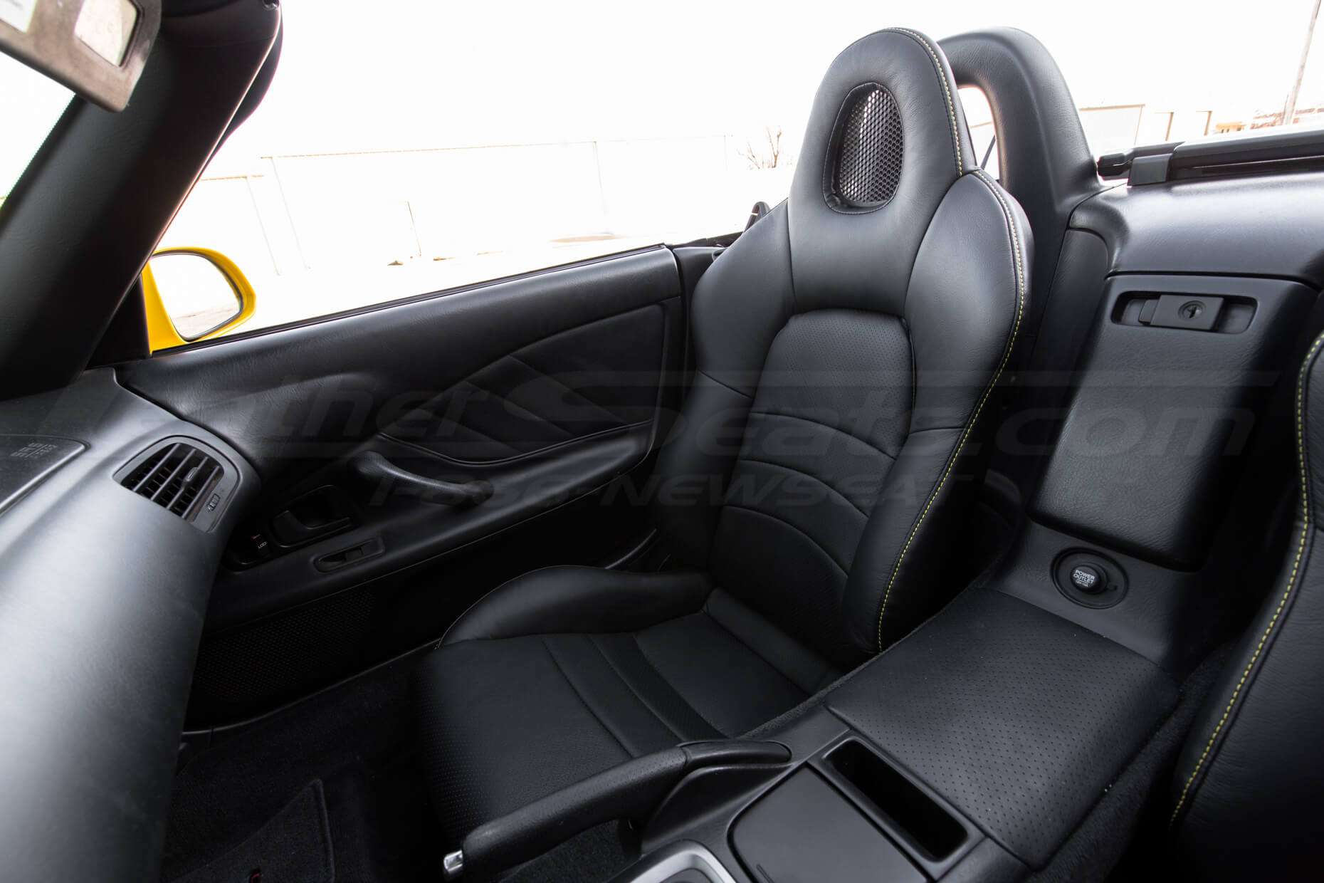 Honda S2000 Leather Upholster - Black - Front passenger seat