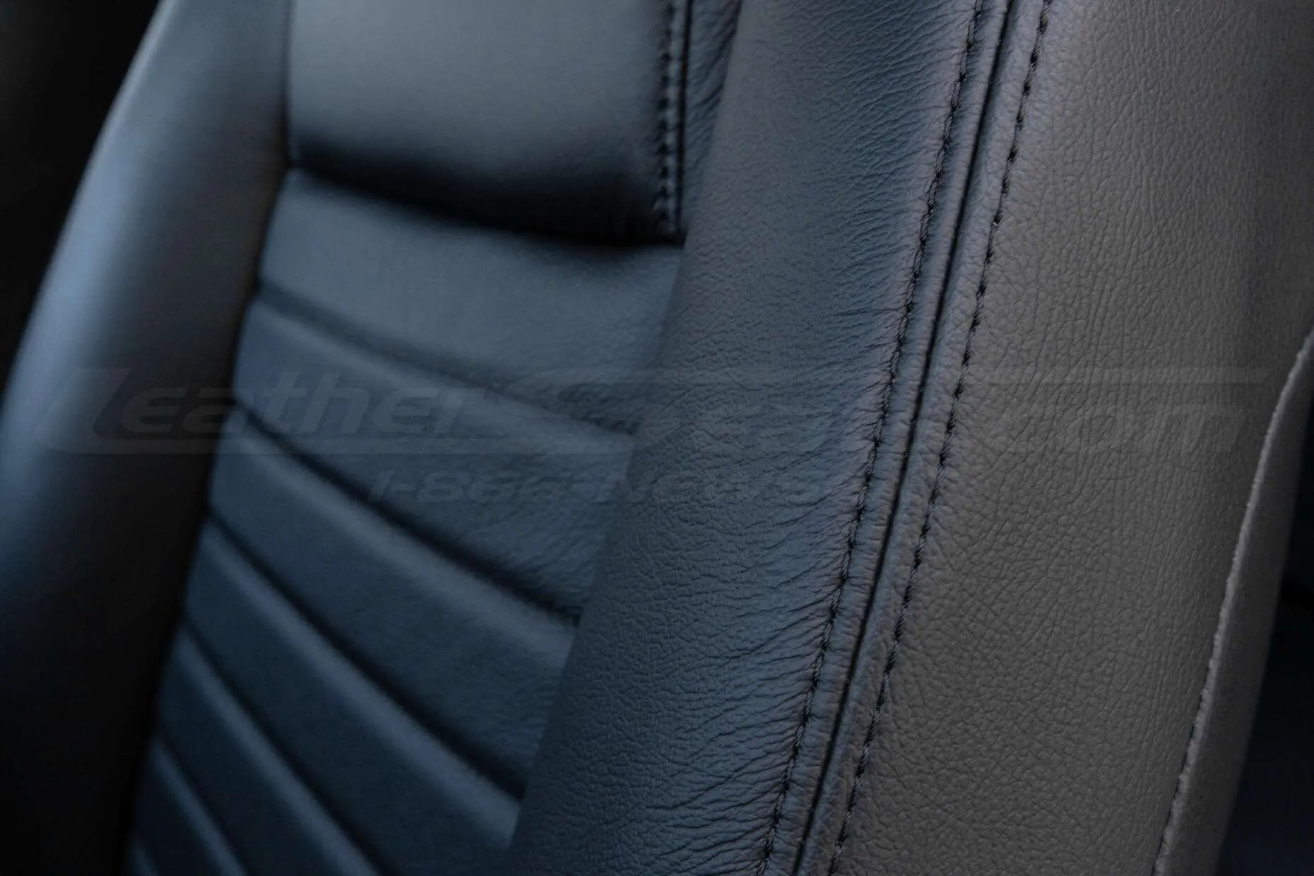 2005-2009 Ford Mustang Leather Seats - Black - Matching black double-stitching
