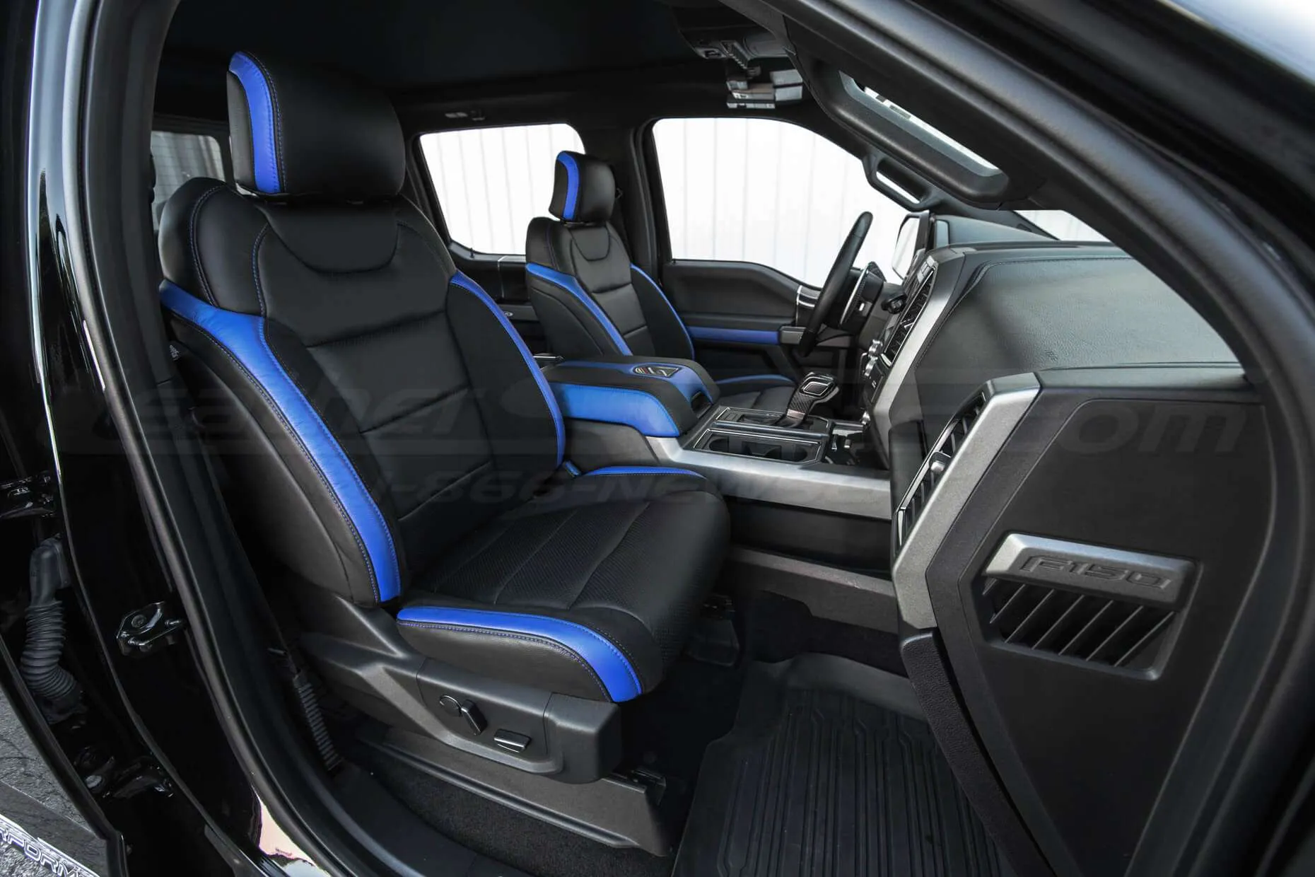 Ford Raptor Black & Cobalt Leather Seats - Passenger side