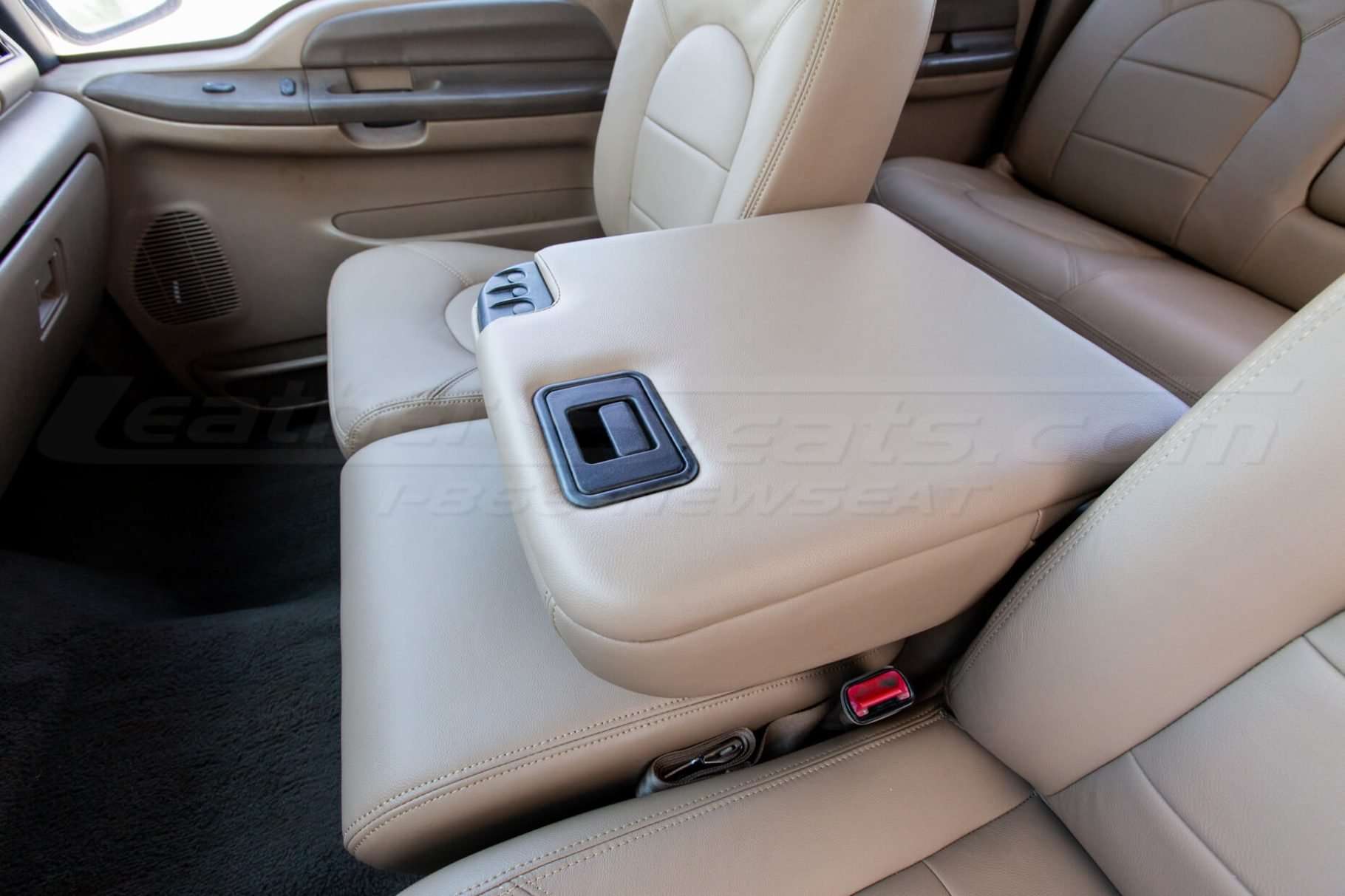 Ford Superduty Leather Seats - Nutmeg - Center console