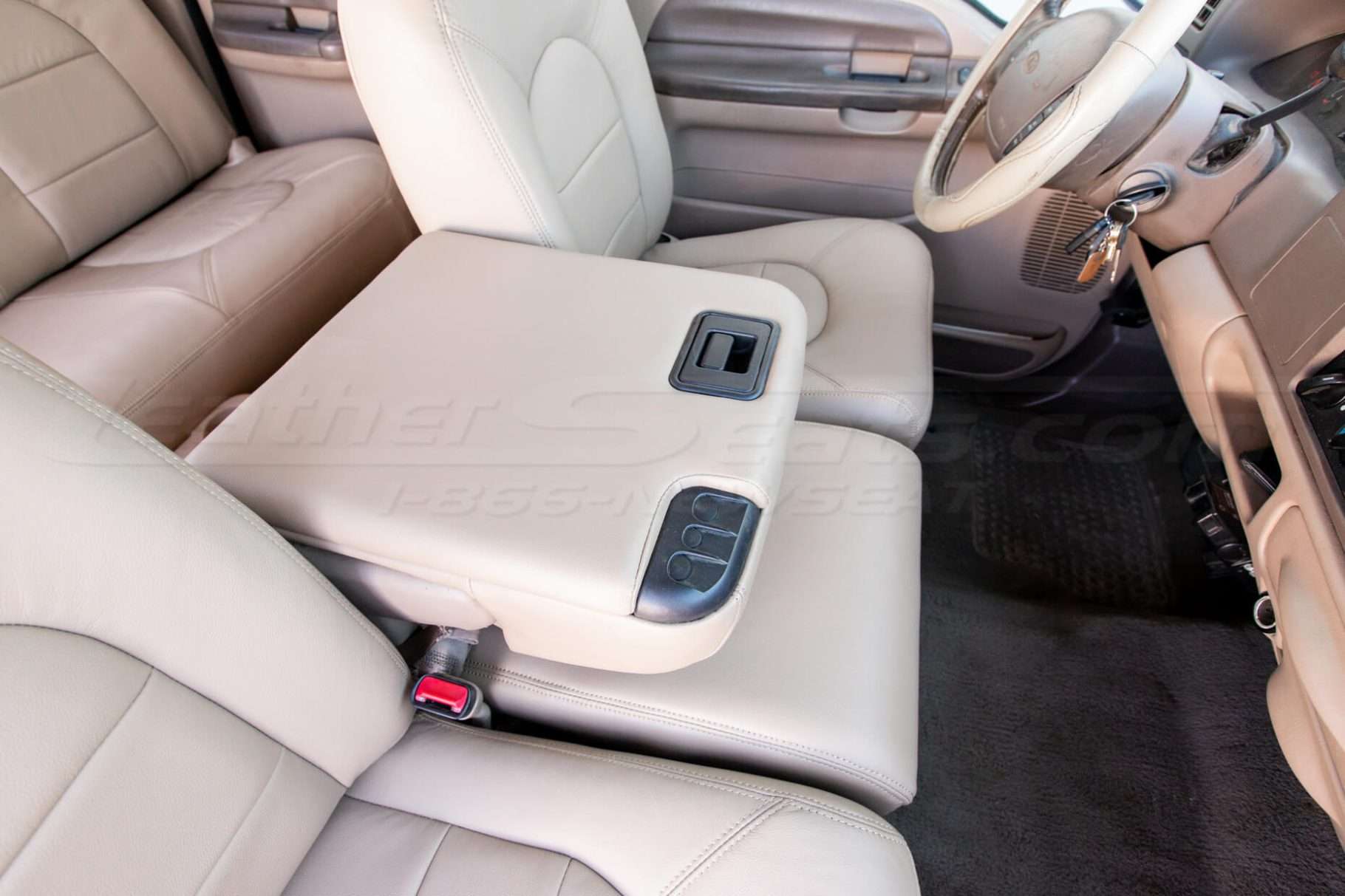 Ford Superduty Leather Seats - Nutmeg - Overhead view of center console
