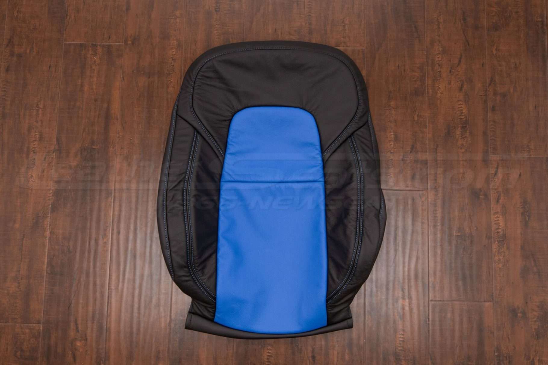 Tesla Model 3 Leather Seats - Black & Cobalt - Front backrest upholstery