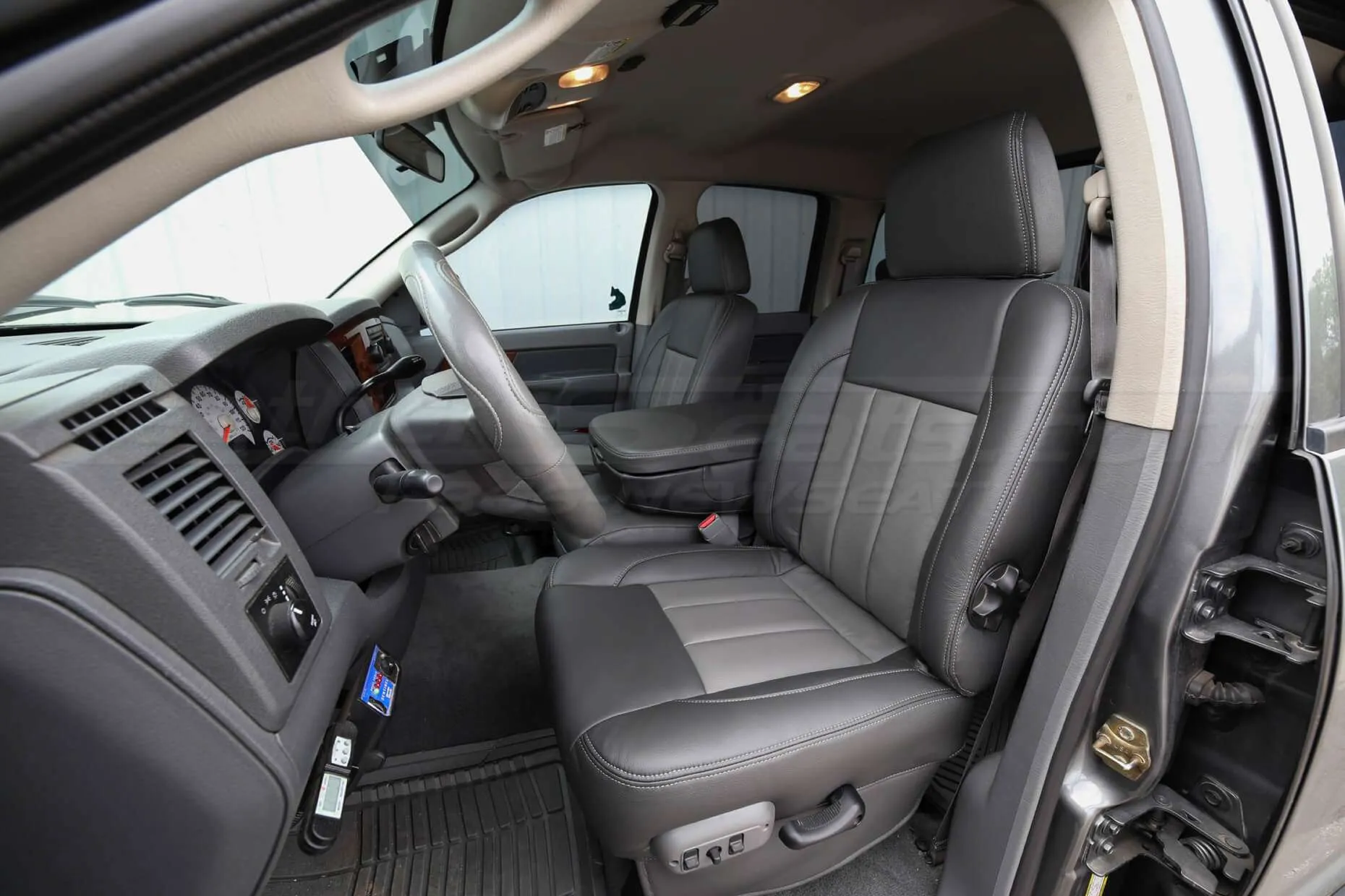 06-08 Dodge Ram- Two-Tone Graphite w/ Light Grey - Front driver interior