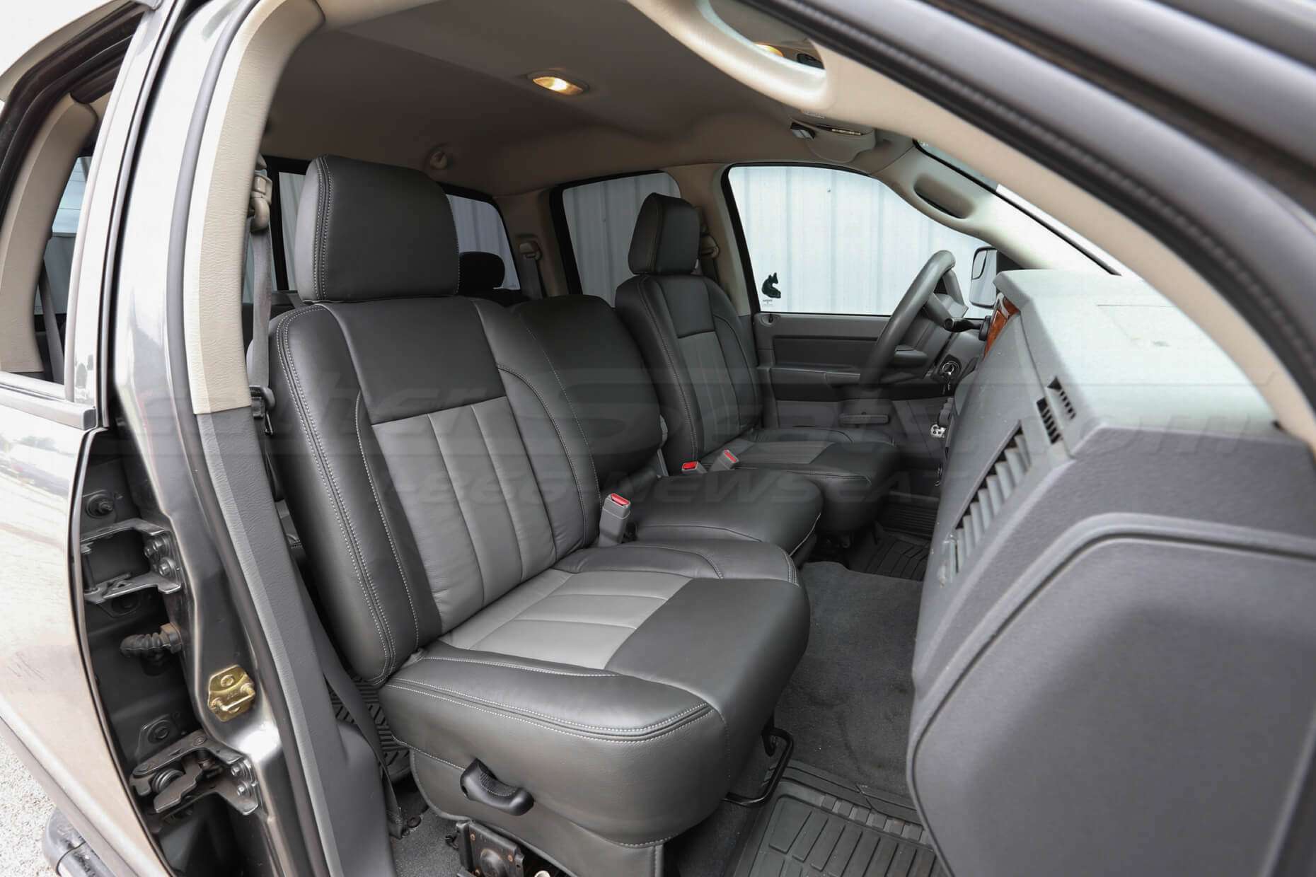 06-08 Dodge Ram- Two-Tone Graphite w/ Light Grey - Front passenger interior