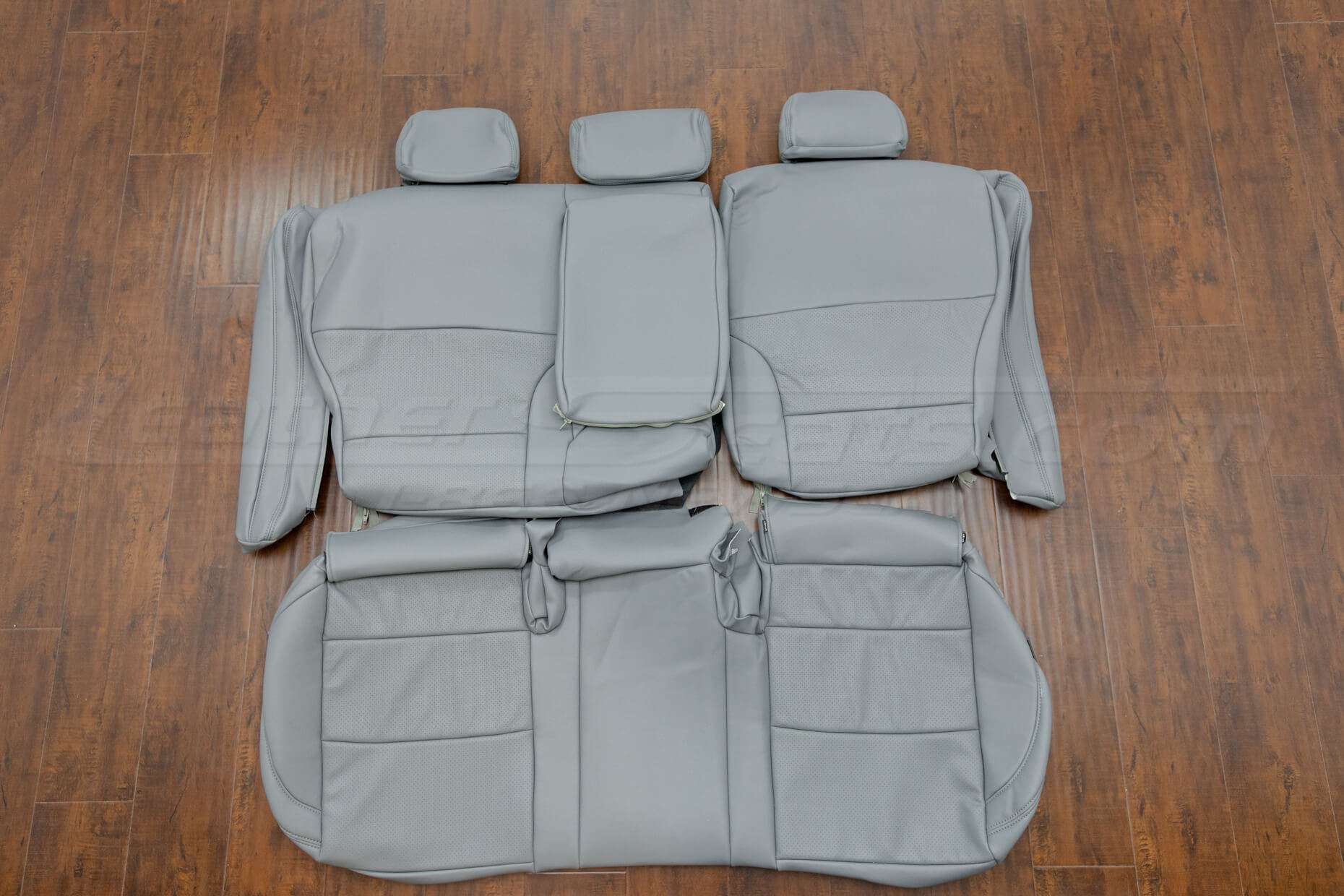 Subaru Legacy rear seat upholstery with armrest in bolsters in crater grey