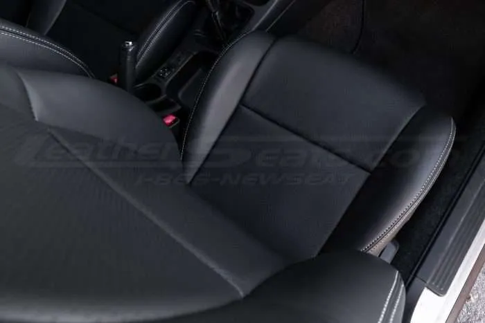 Subaru Impreza WRX Dark Graphite Leather Seats - Backrest and seat cushion