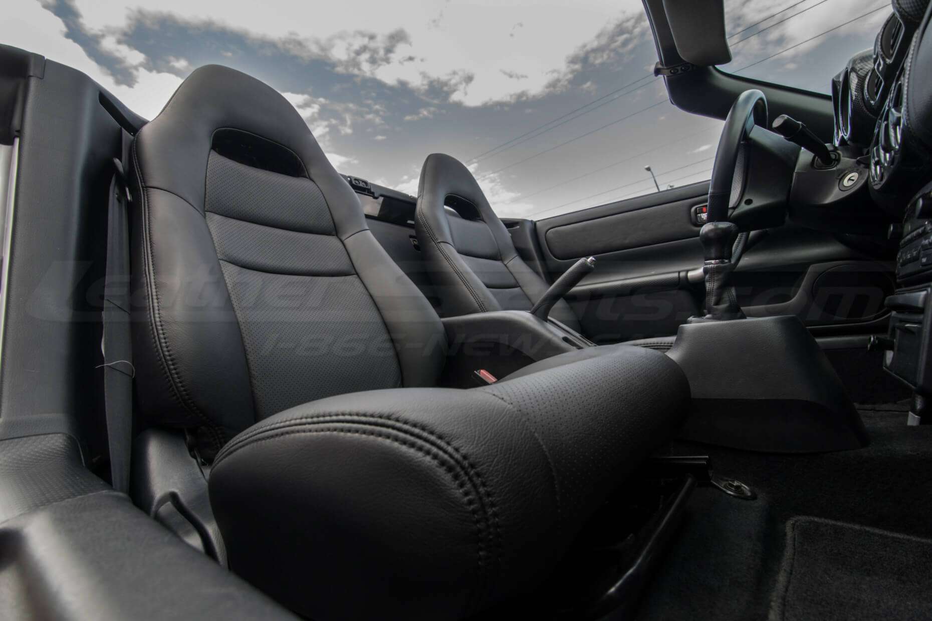 2018-2020 Toyota MR-2 Leather Seats - Black - Passenger seat cushion double-stitching