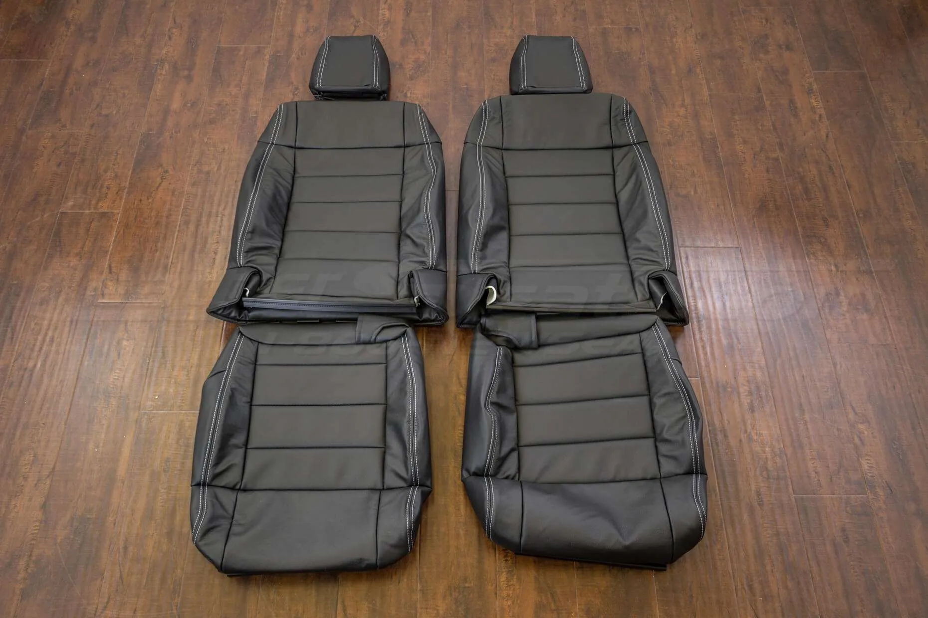 Jeep Wrangler Upholstery Kit - Black - Front seats