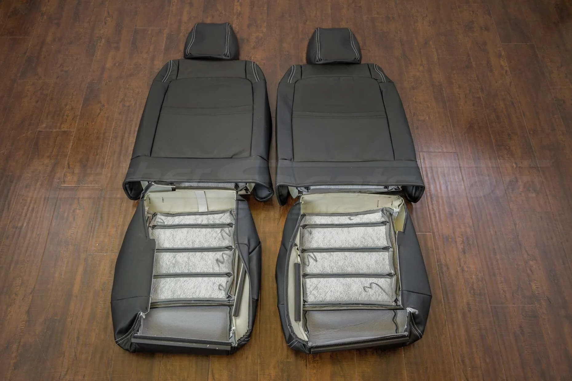 Jeep Wrangler Upholstery Kit - Black - Back view of front seats