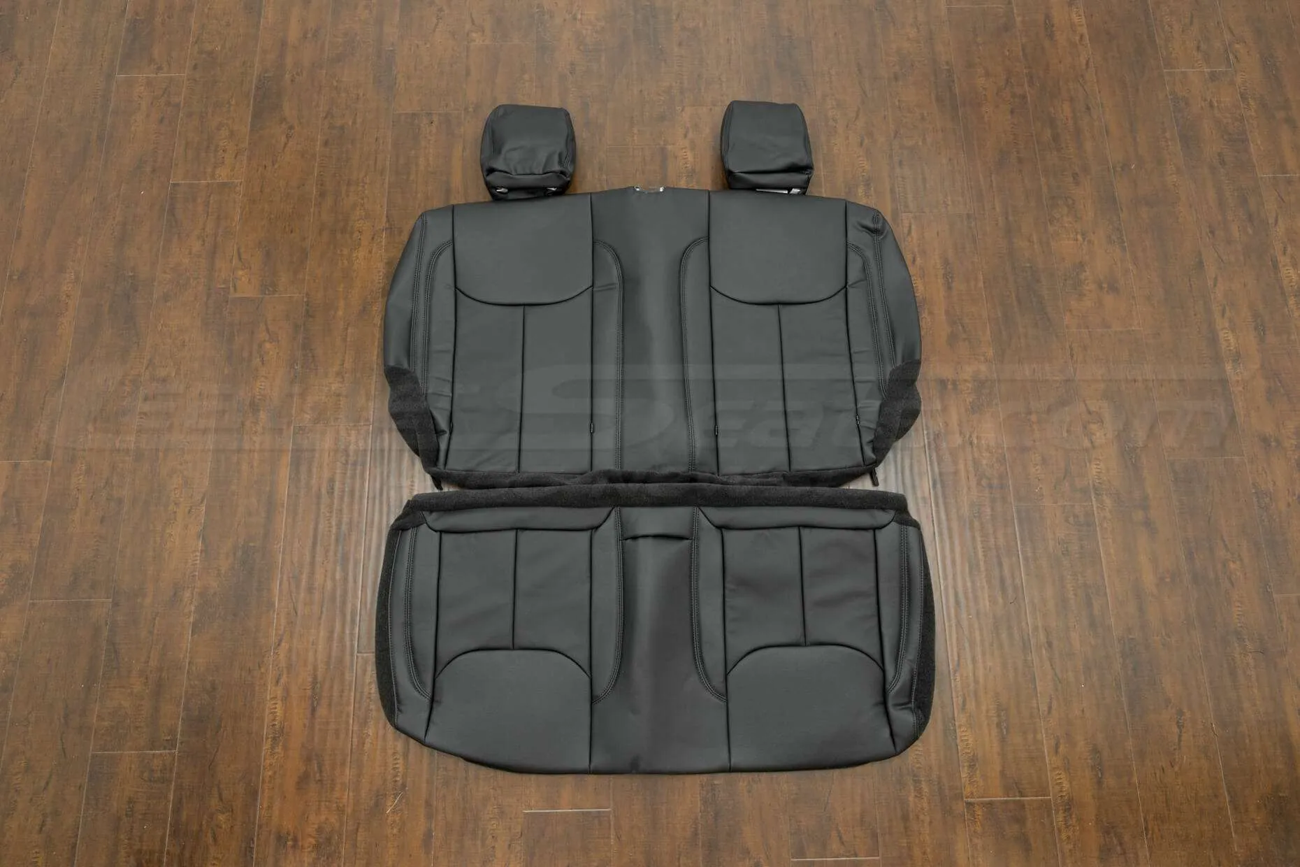Jeep Wrangler Leather Seats - Black - Rear seats
