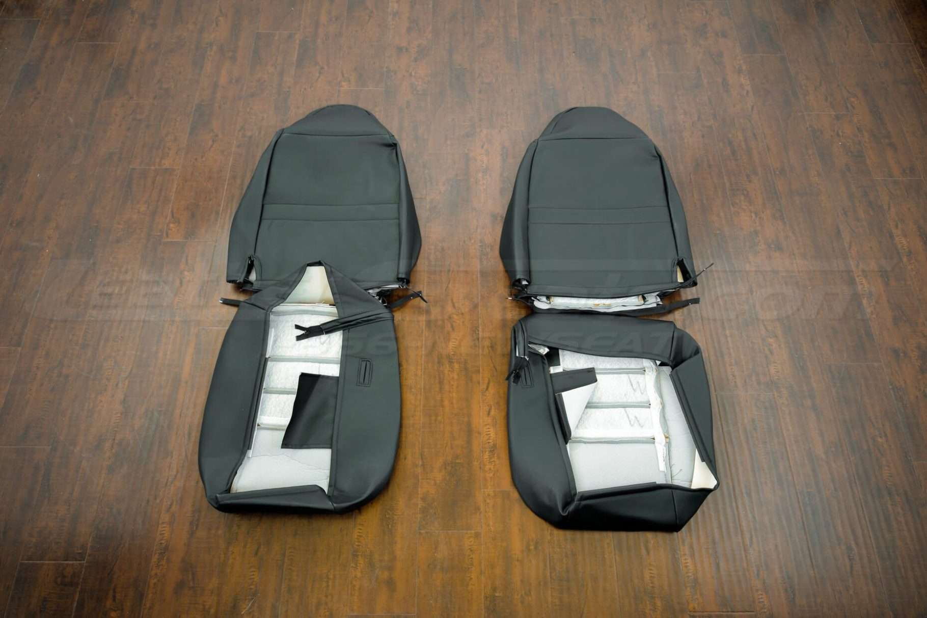 Jeep Wrangler Upholstery Kit - Black & Bisque - Back of front seats
