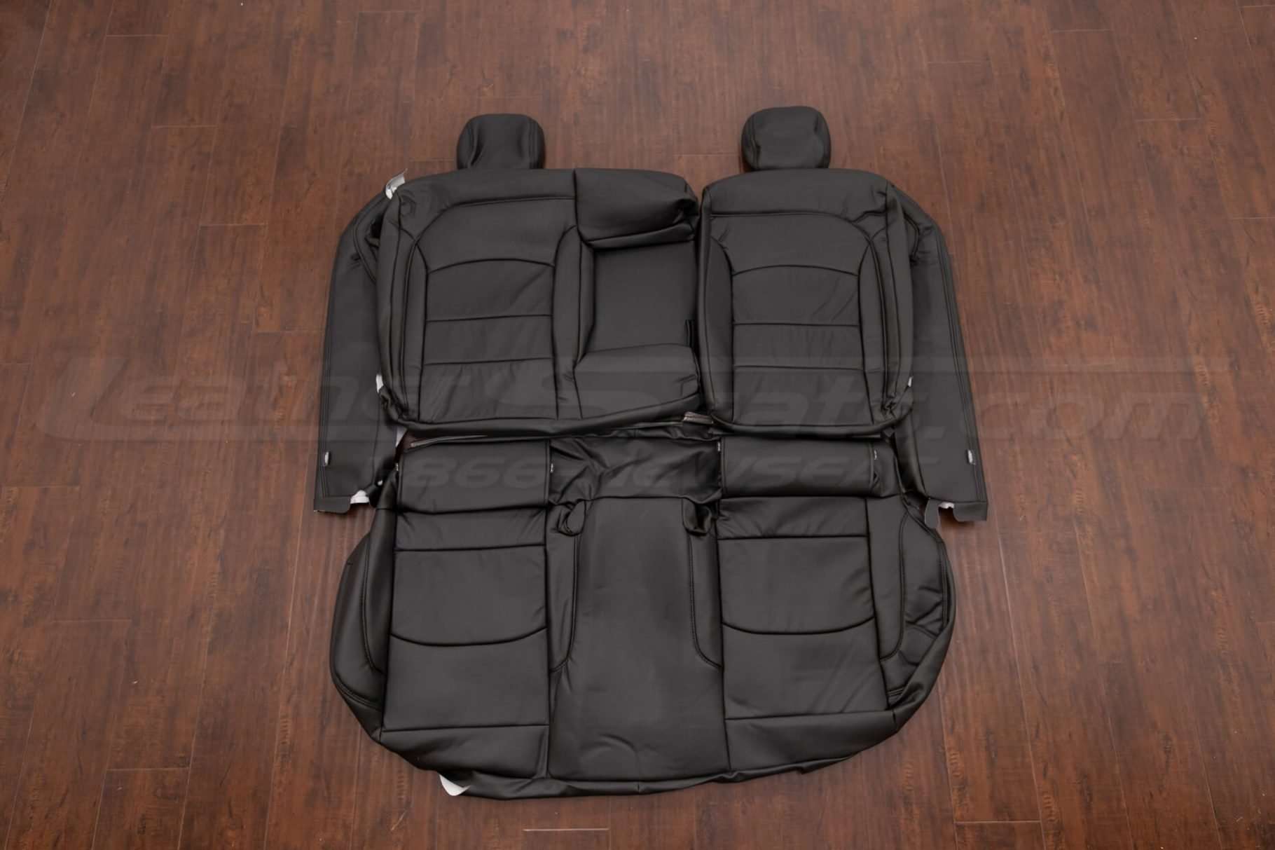 16-20 Chevrolet Malibu Upholstery Kit - Black - rear seats without armrest