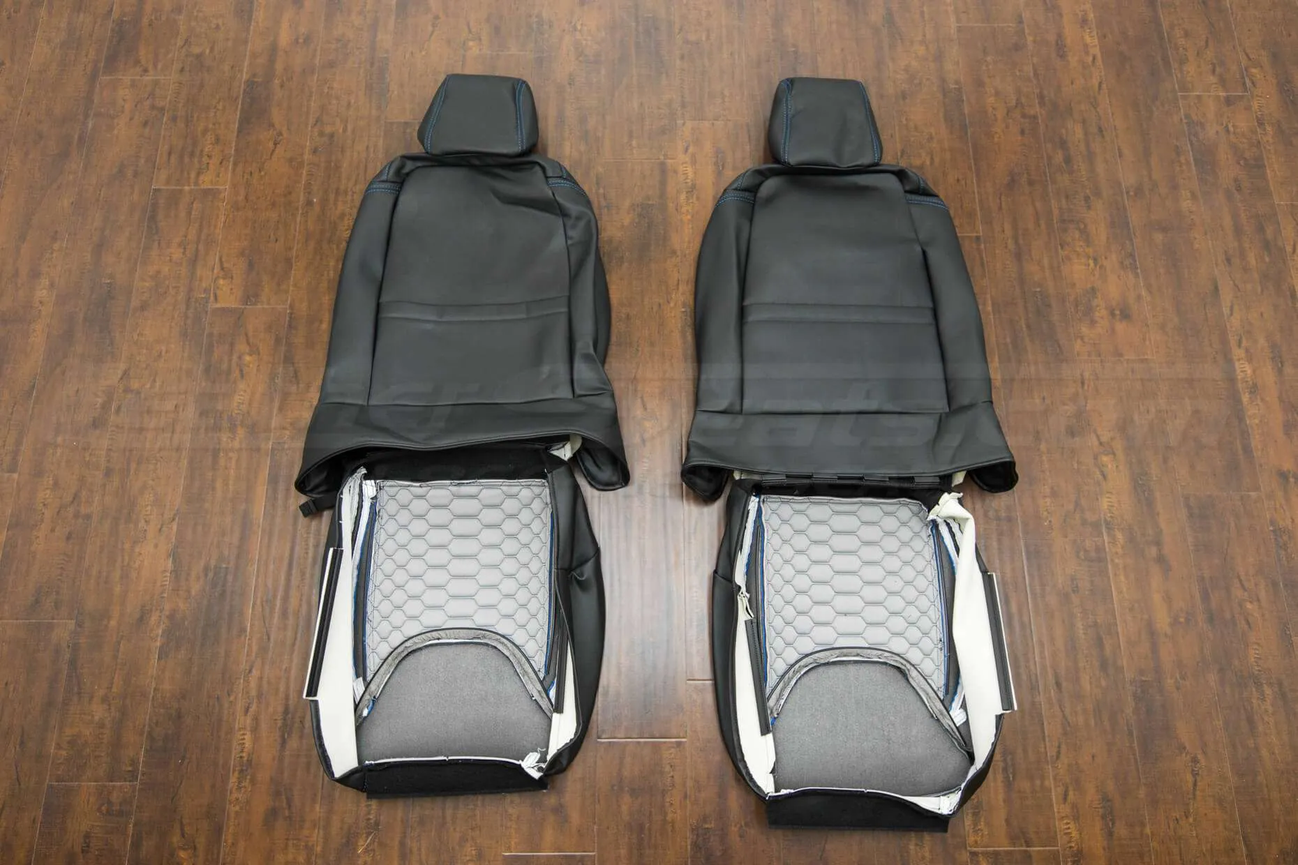 2013-2018 Jeep Wrangler Bespoked Leather Seats - Black & Cobalt - Back view of front seats