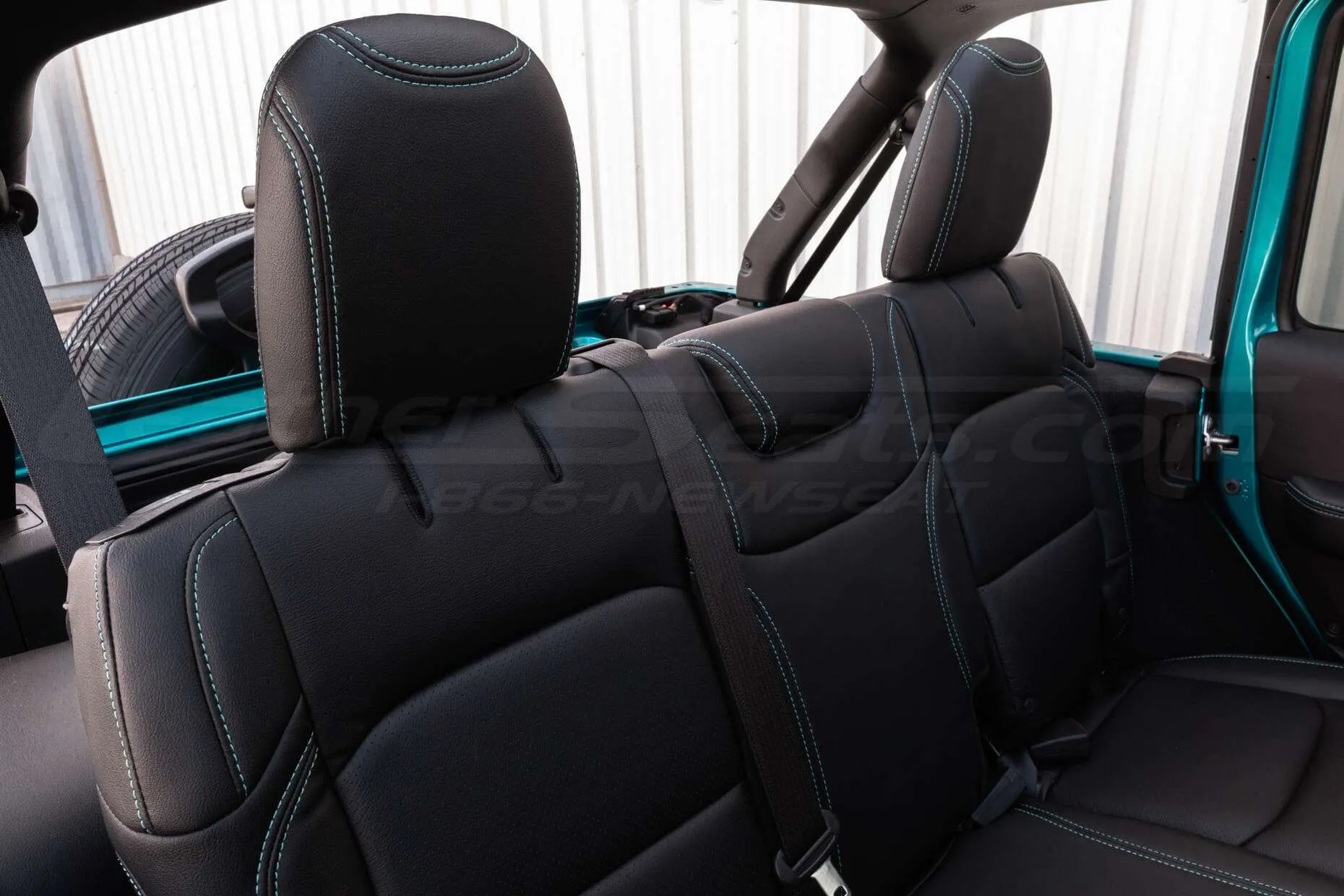 Jeep Wrangler JL Upholstery Kit - Black - Installed - Rear seat headrests