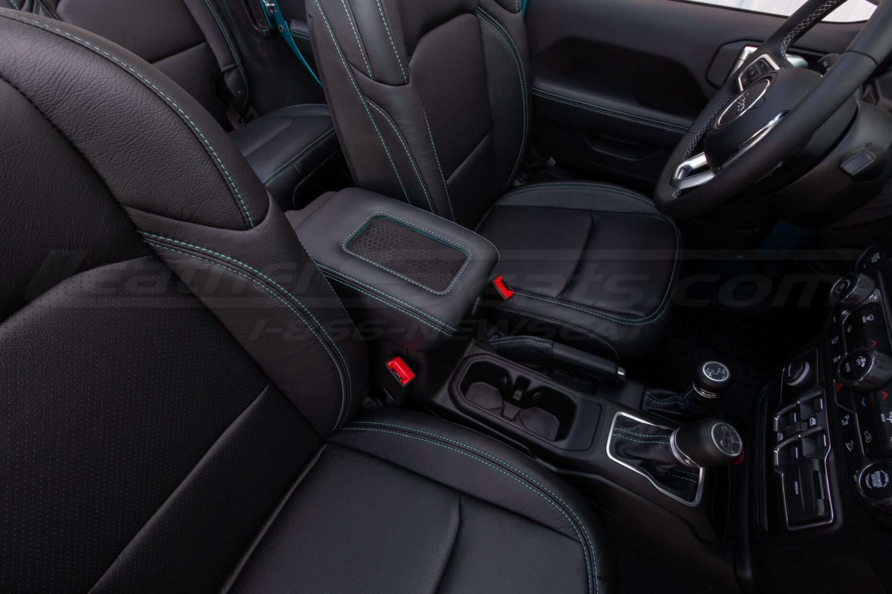 Jeep Wrangler JL Upholstery Kit - Black - Installed - Sanctum wireless charging console