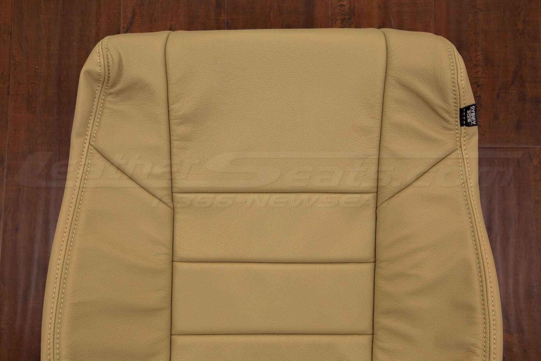 Half view of backrest cushion