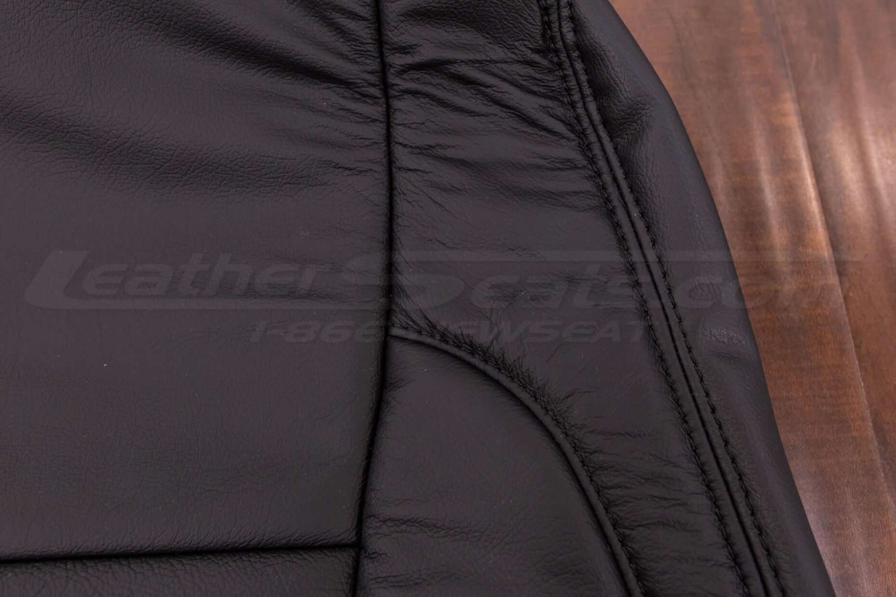 Toyota Highlander Leather Kit - Black - Side double-stitching