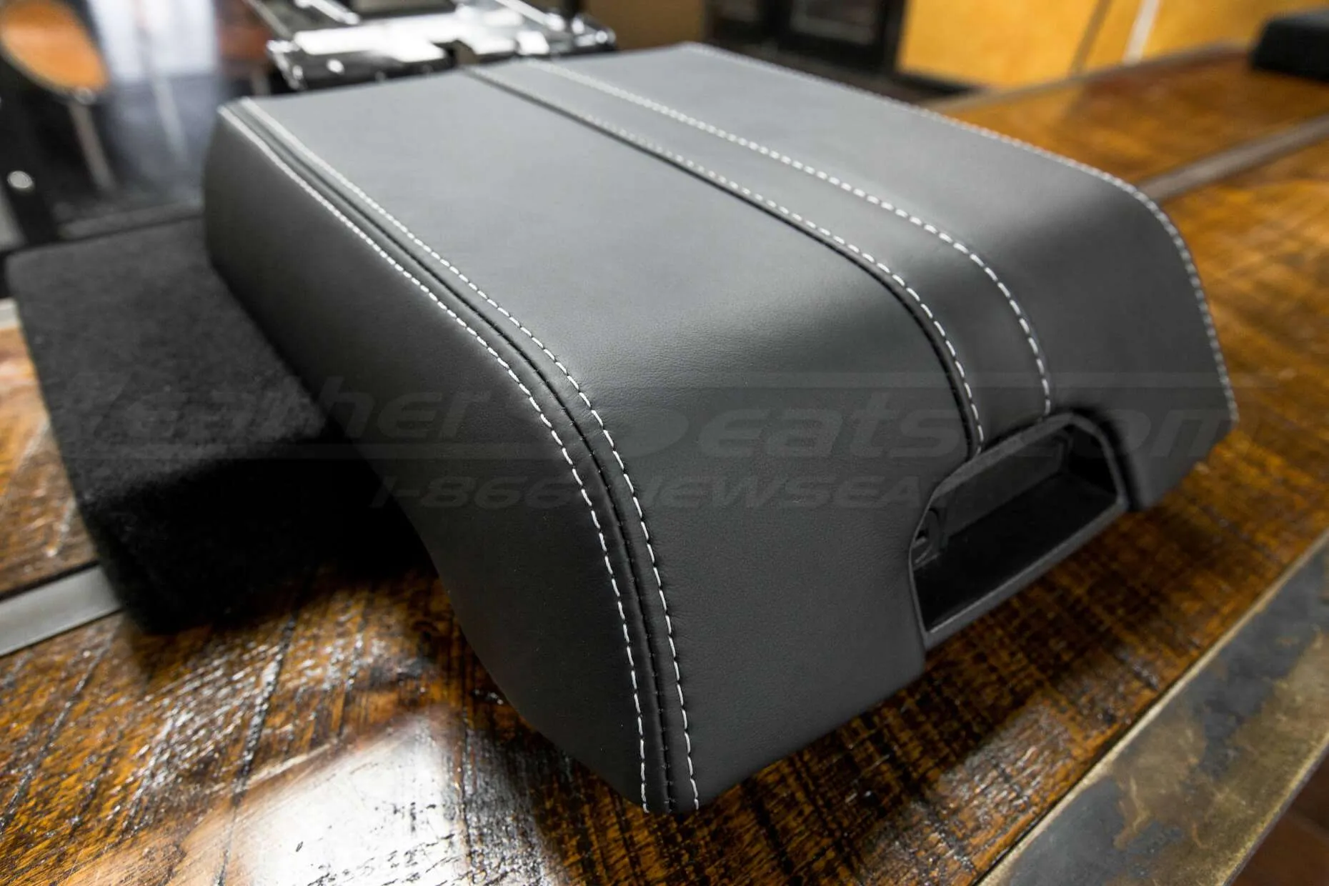 Ford F-150 Console Lid - Side stitching