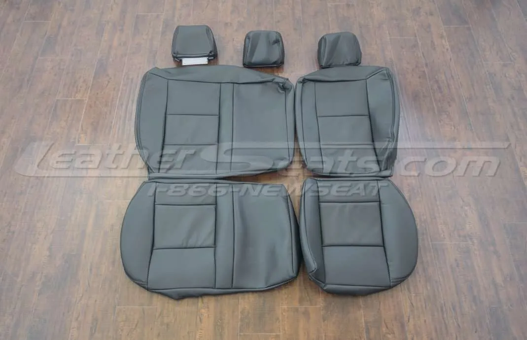 Volkswagen Jetta upholstery kit - black - rear seats