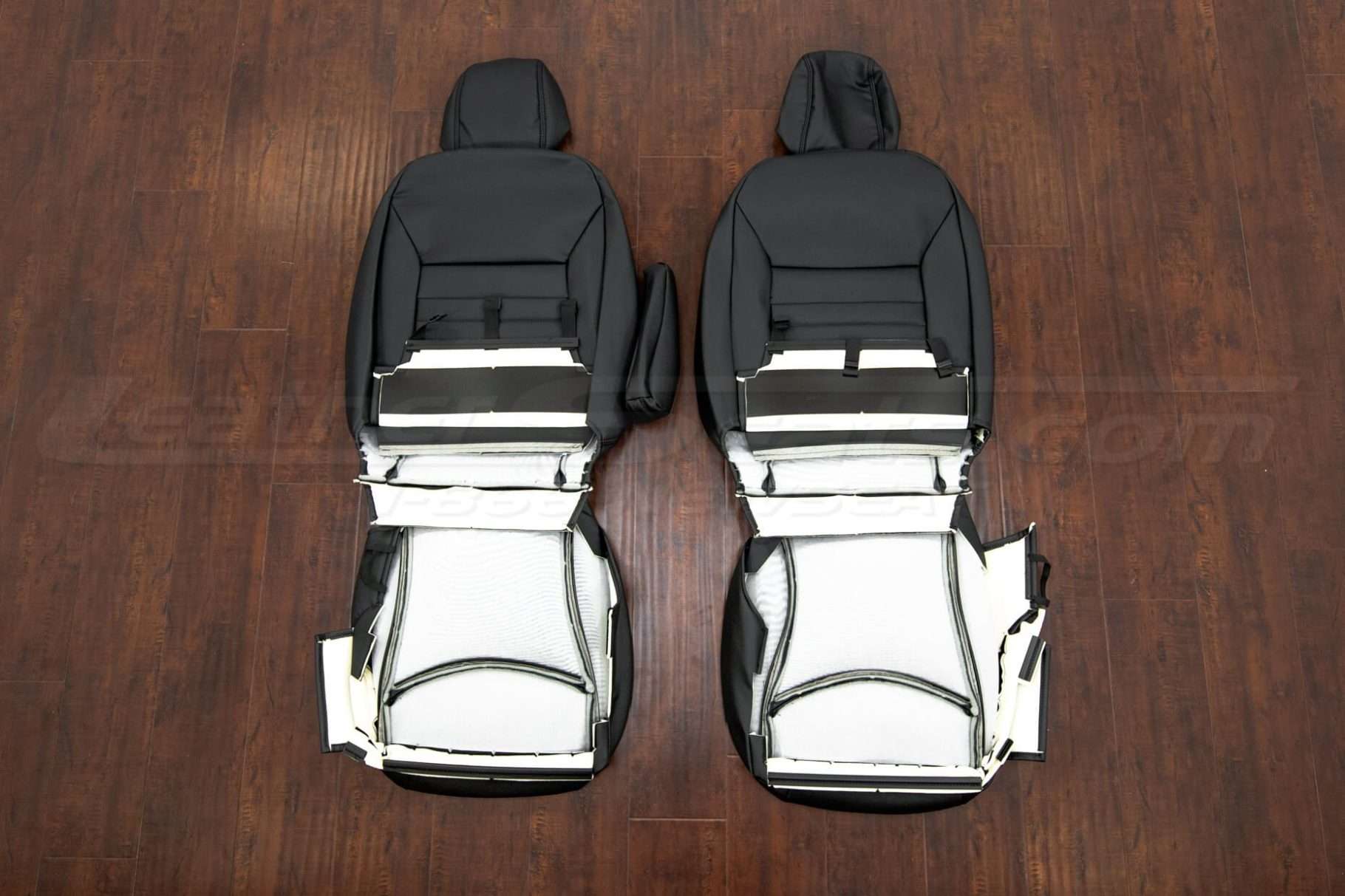 Chevrolet Spark upholstery - kit black & charcoal - Back of front seats