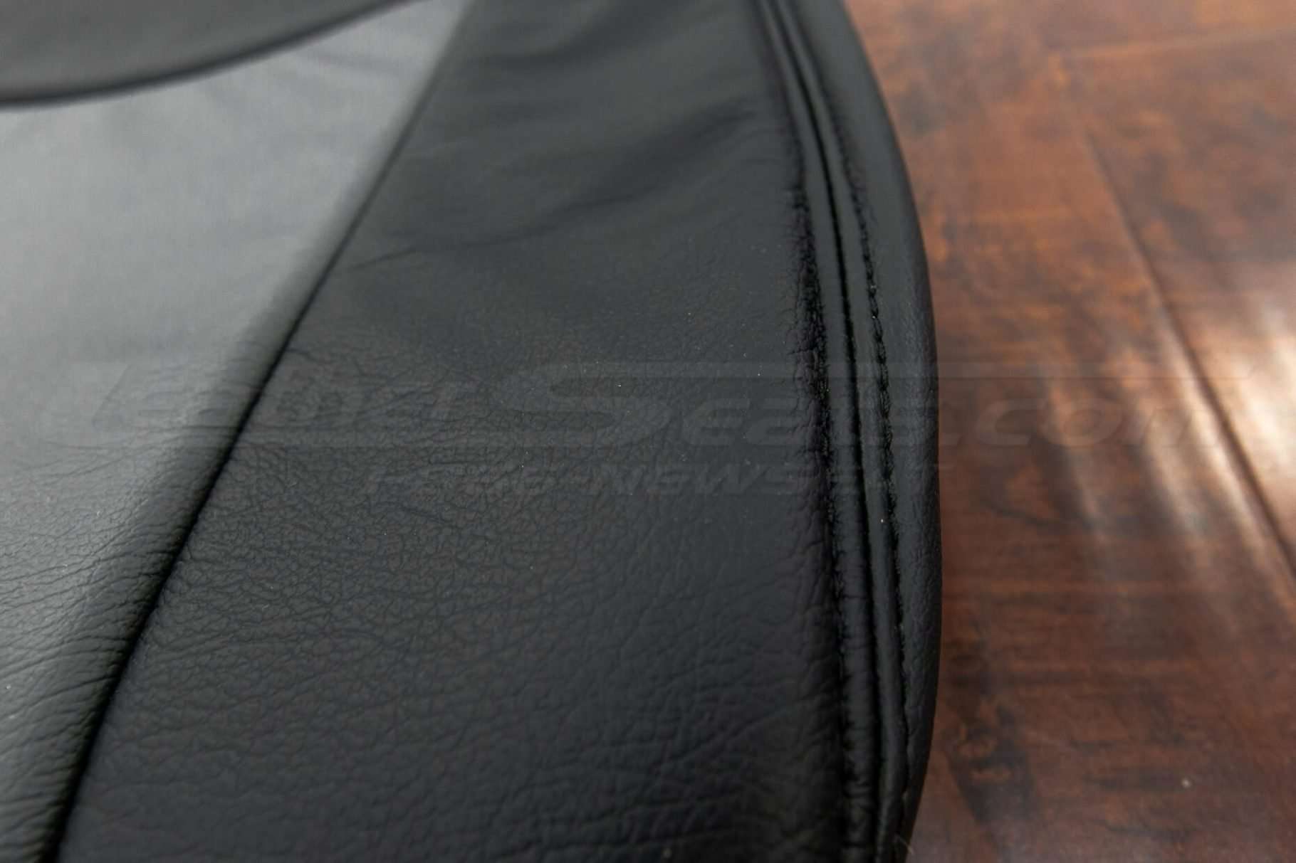Chevrolet Spark upholstery - kit black & charcoal - Black side double-stitching