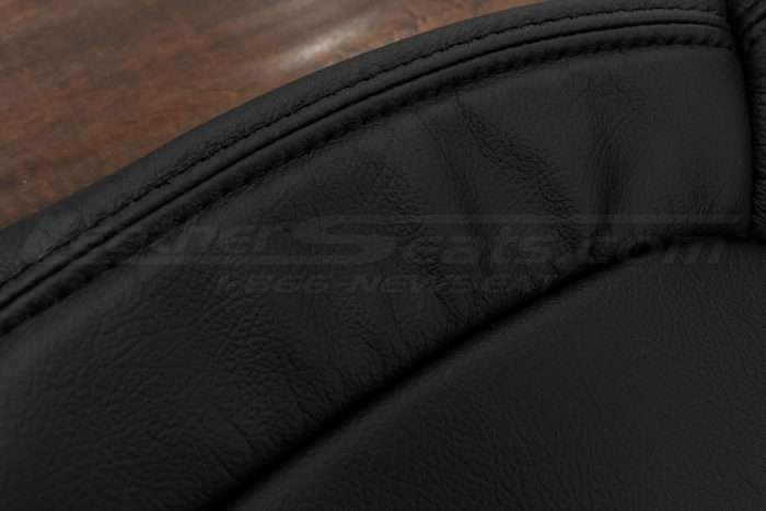97-04 C5 Corvette Upholstery Kit - Black - Side double-stitching