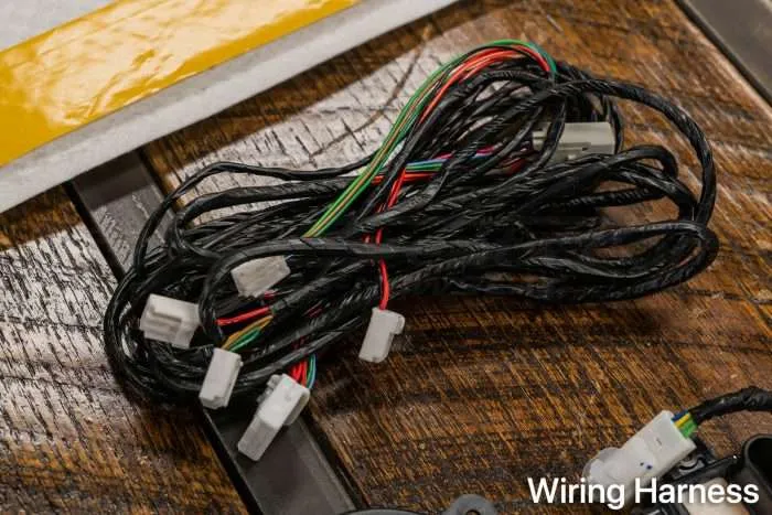 Wiring harness for seat heating & cooling unit