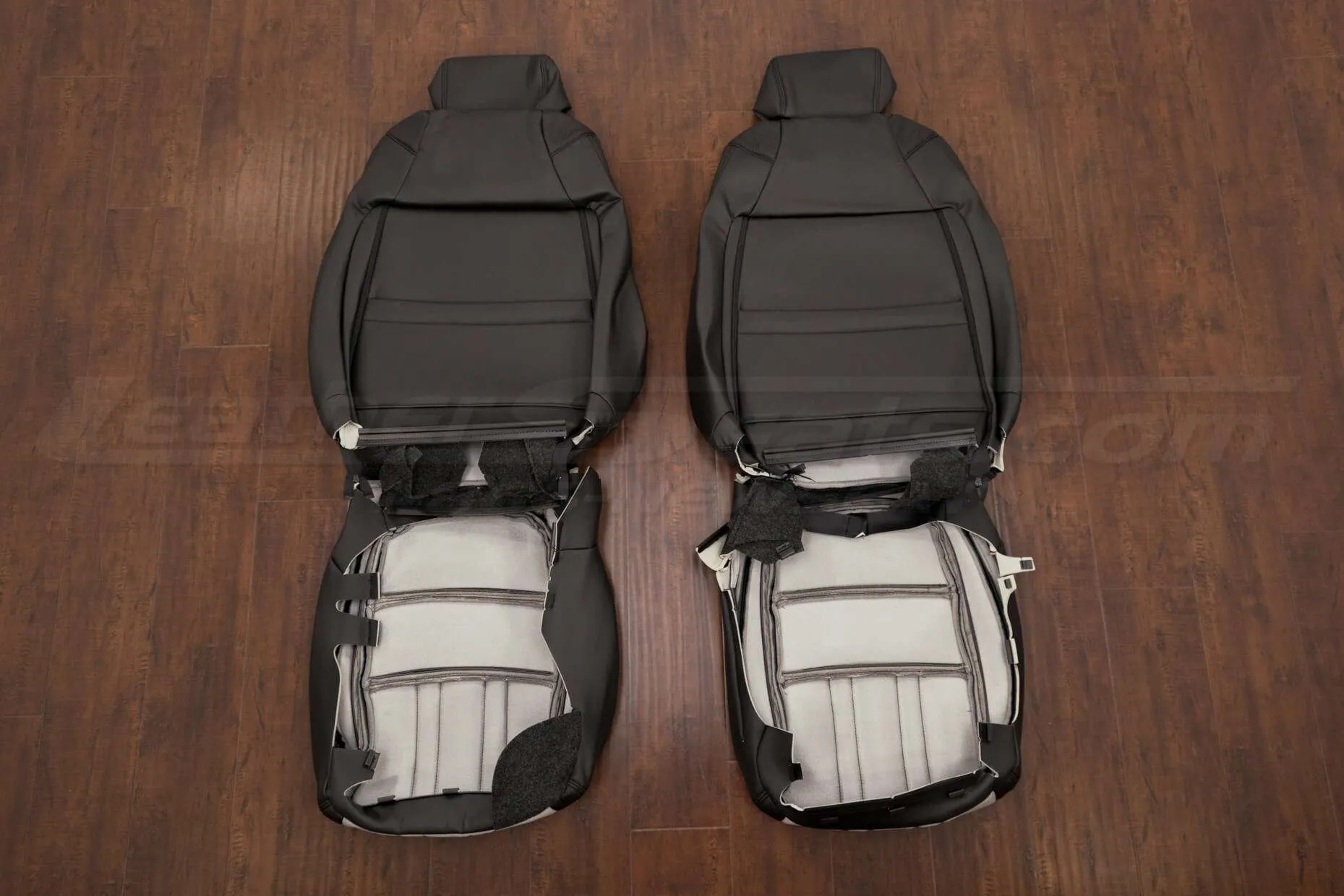 18-21 Honda Accord Leather Kit - Black & Dove Grey - Back side of front seats