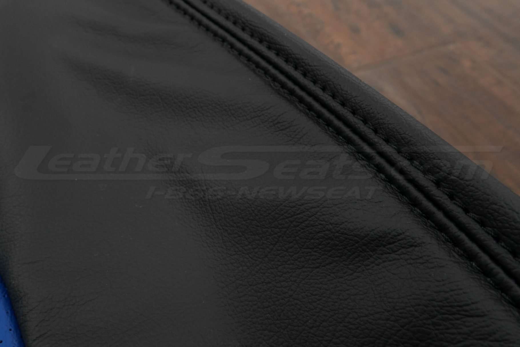 Chevrolet SSR Upholstery Kit - Black & Cobalt - Side StitchingFocus