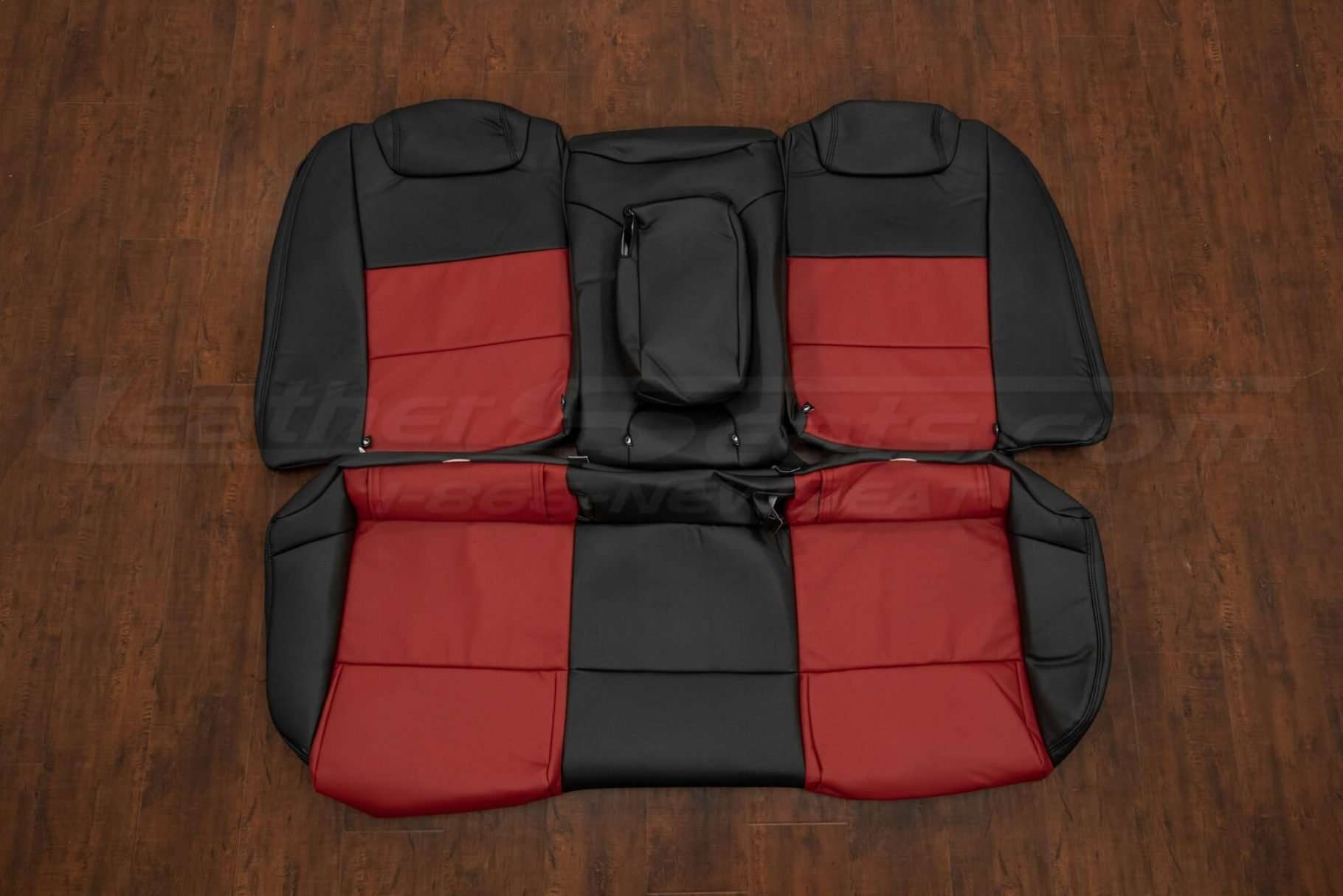 Pontiac G8 Leather Kit - Black & Red - Rear seat upholstery with armrest