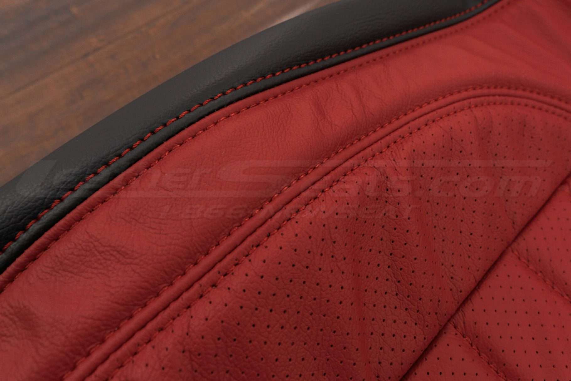 10-14 Ford Mustang Upholstery Kit - Black & Red - Side double-stitching