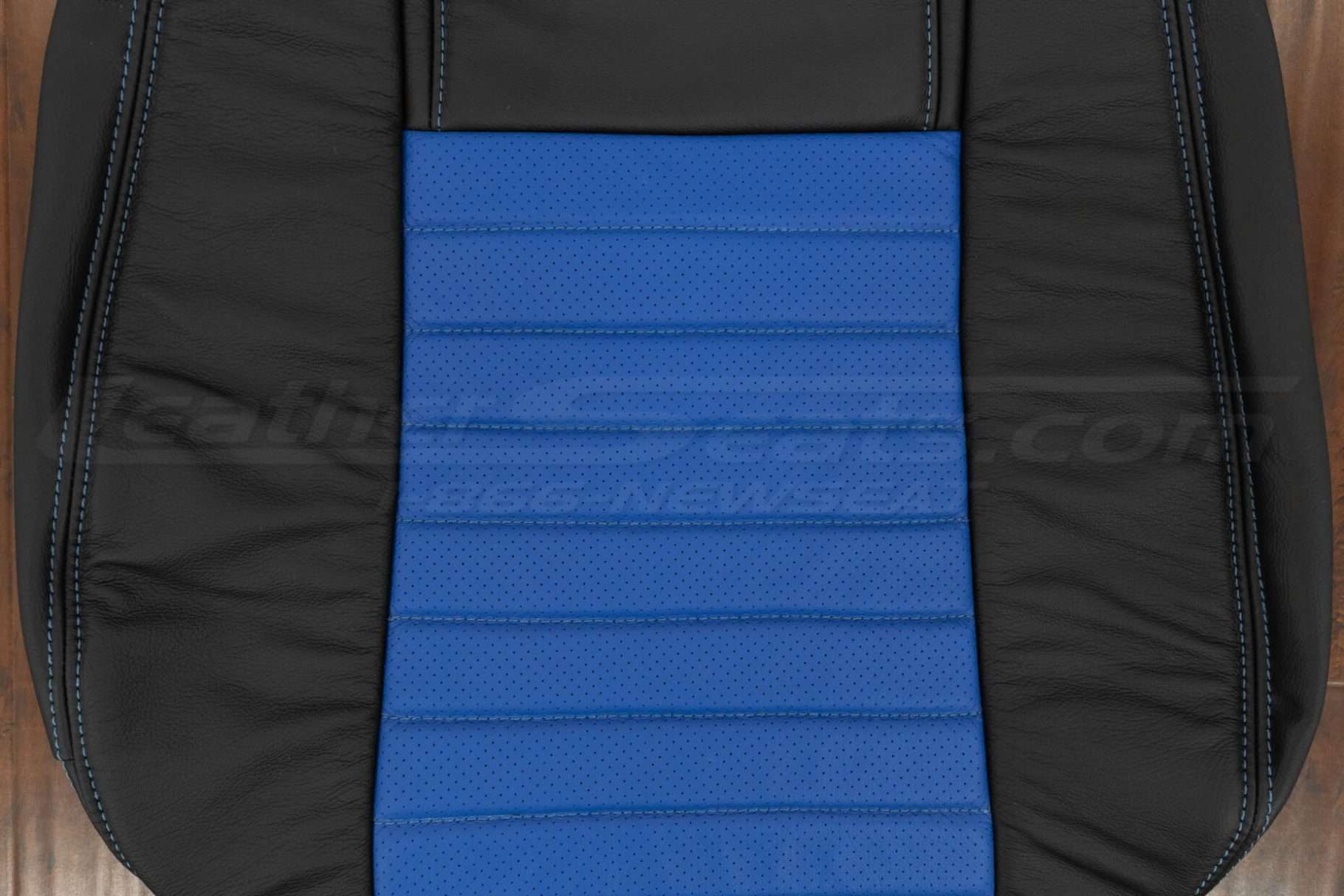 05-09 Ford Mustang Leather Kit - Black & Cobalt - Perforated inserts on front backrest