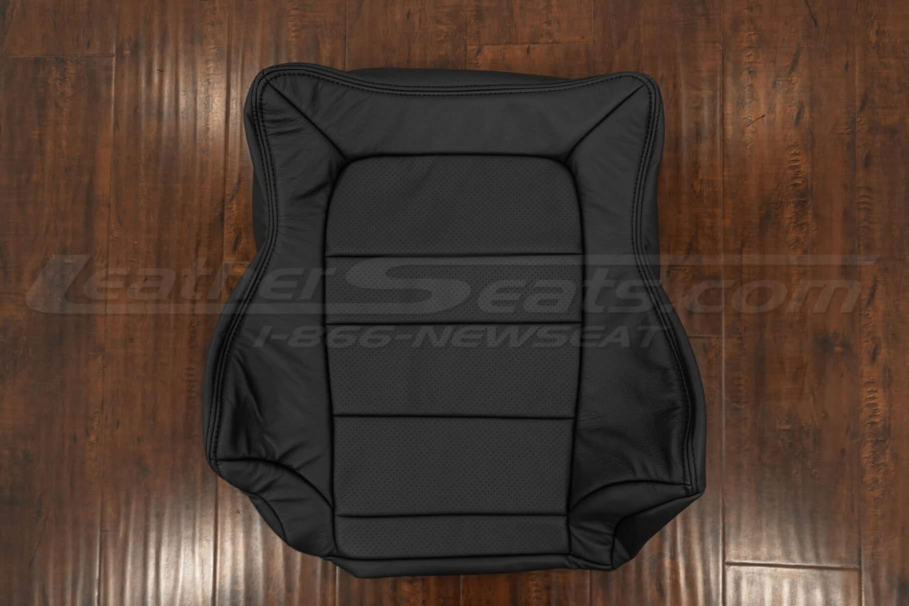 Front backrest upholstery