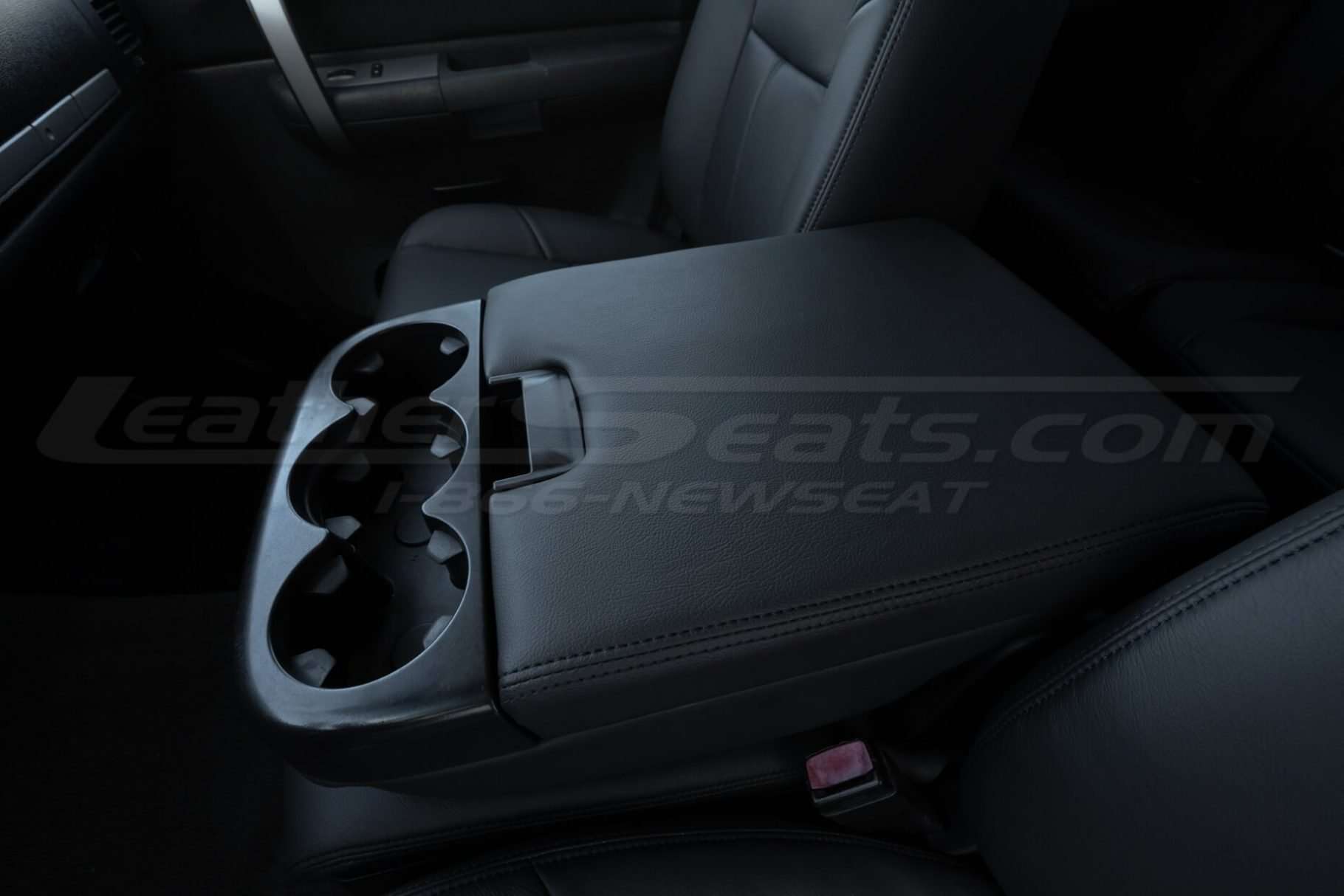 Console lid installed upholstery