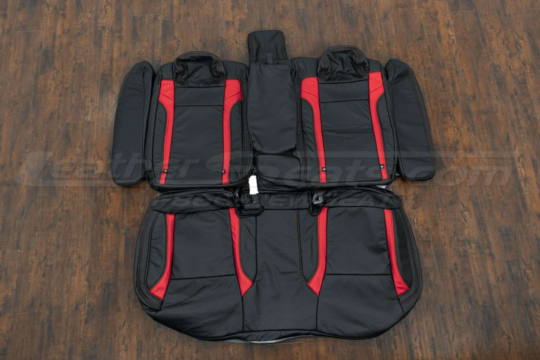 Dodge Charger SXT Leather Kit - Rear seat upholstery with armrest and bolsters