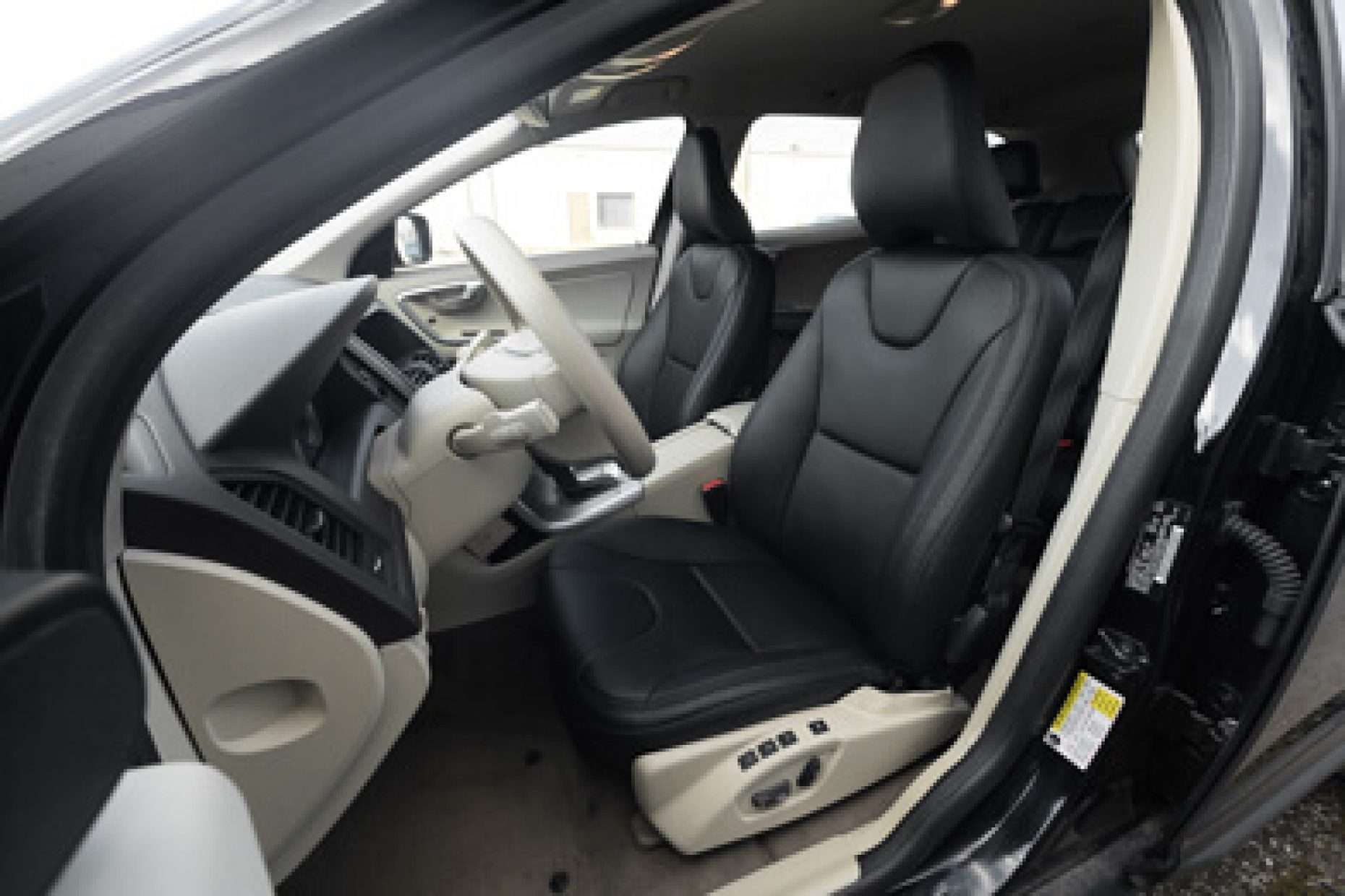 Volvo Xc60 Leather Upholstery Kits - Leatherseats.com